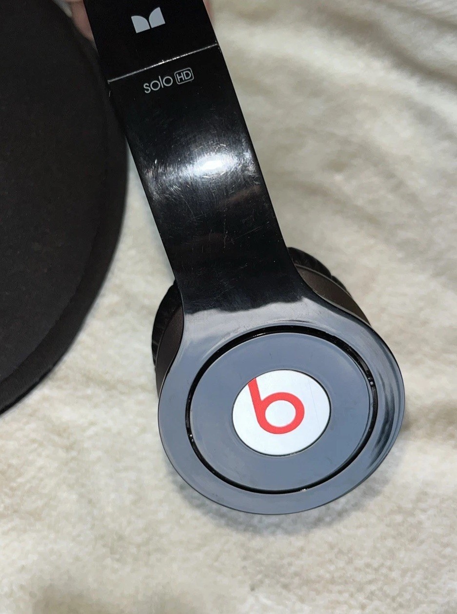 Beats by Dr. Dre Solo HD Monster Headphones Black w/ Case FREE SHIPPING