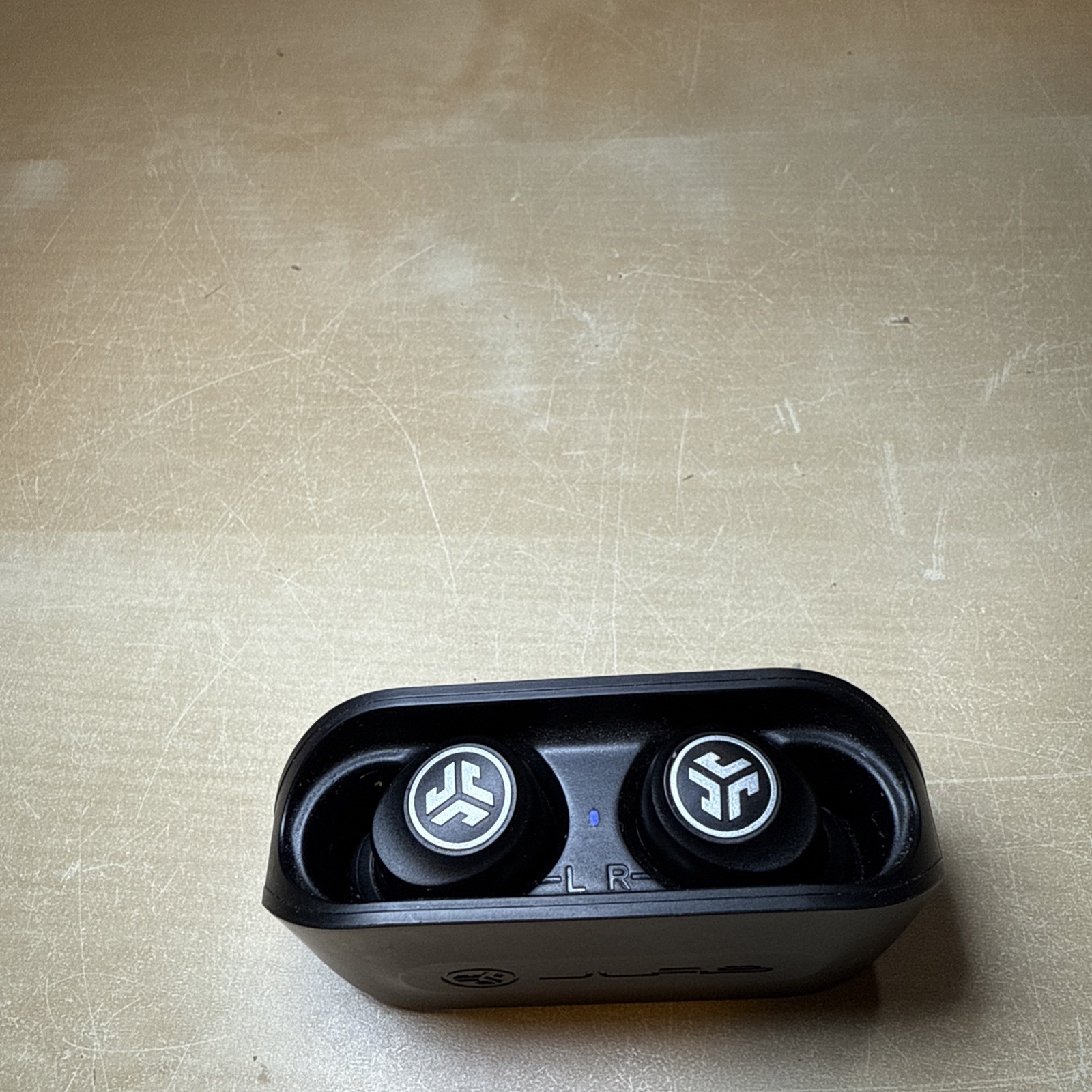 JLab Go Air True Wireless Bluetooth Earbuds + Charging Case – Good Condition