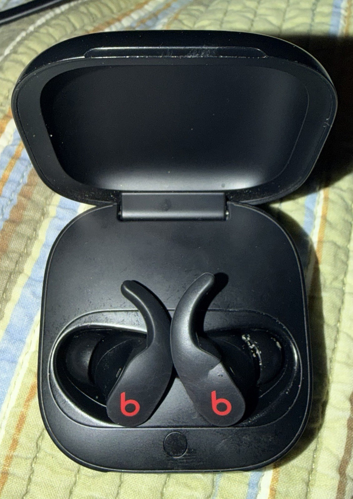 Beats by Dr. Dre Beats Fit Pro In-Ear Earbuds Black/Red Double Bluetooth Case