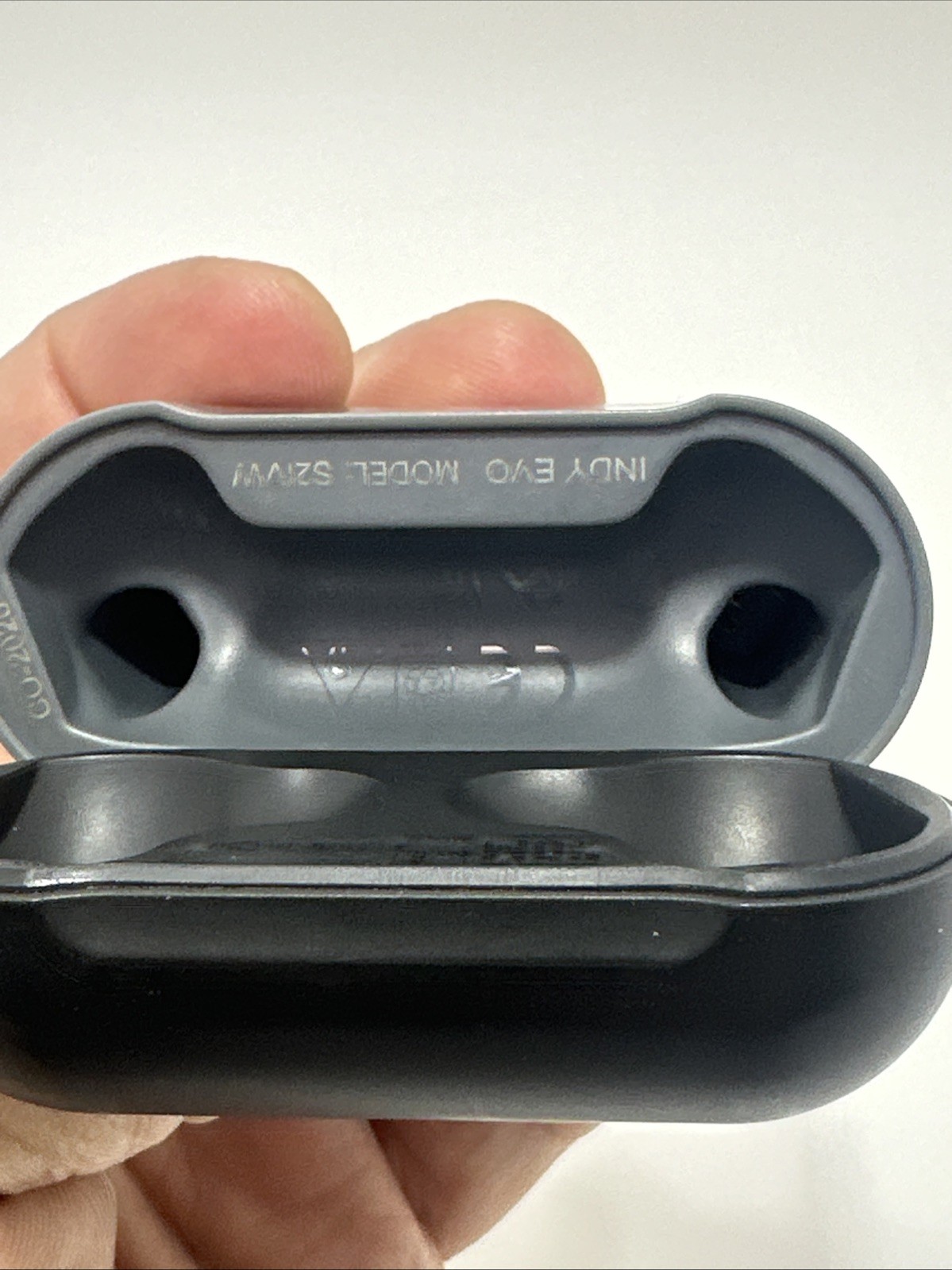Skullcandy Indy Evo In-Ear Wireless Earbud And Case Microphone, Works READ!!!