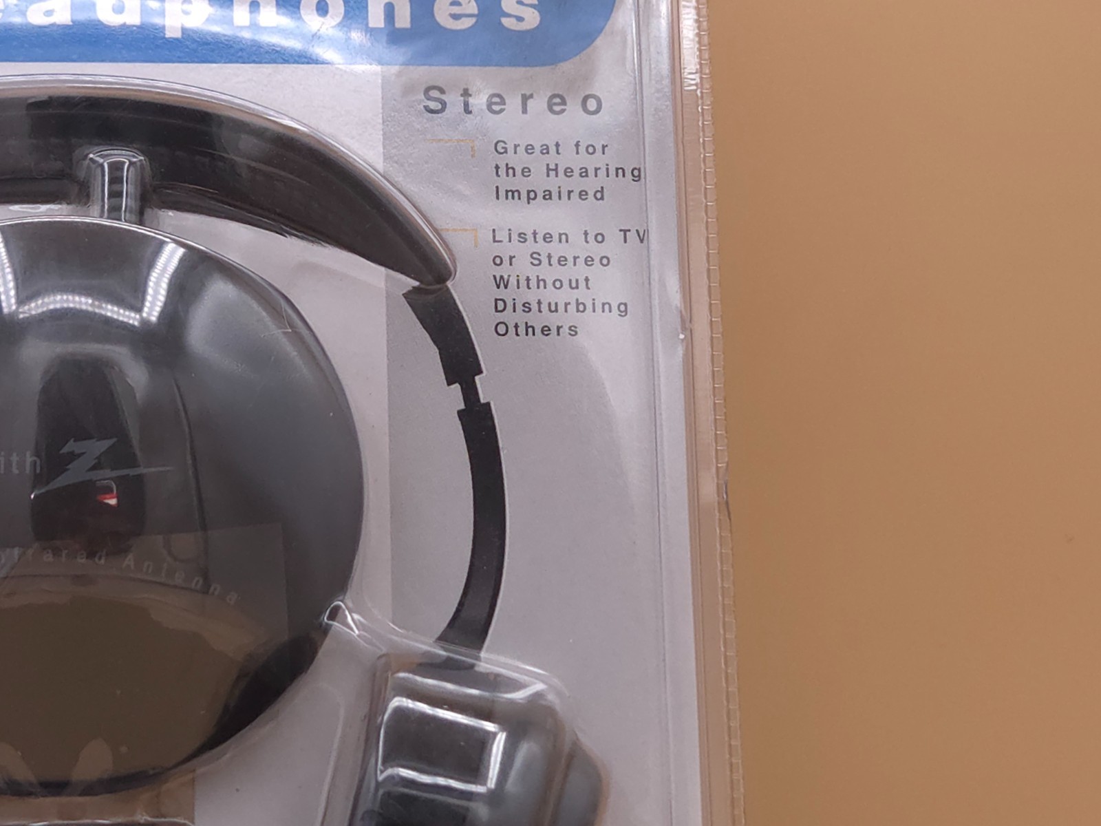 Vintage Zenith Wireless Headphones Kit Complete NIP Infrared Technology*See Desc