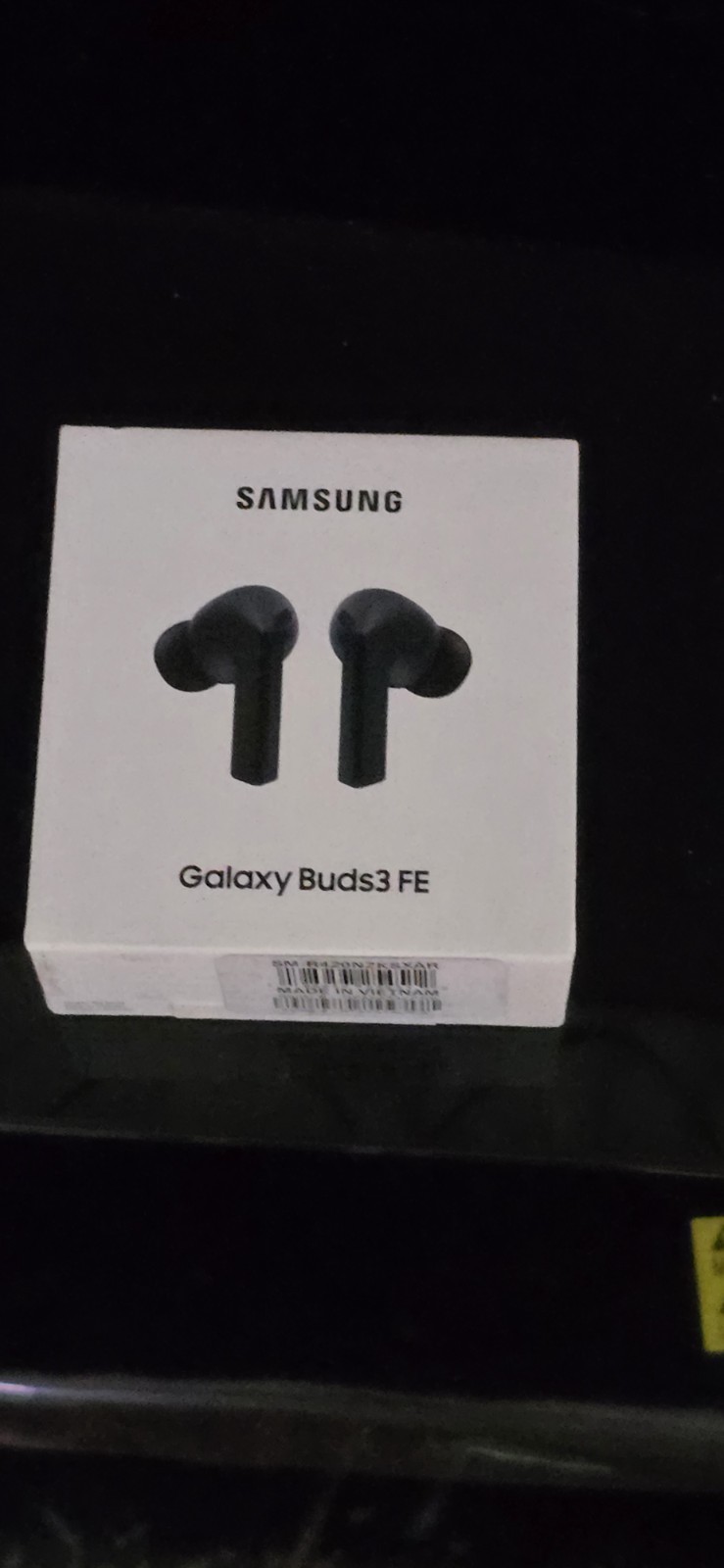 Samsung Galaxy Buds3 FE Bluetooth Wireless In-Ear Earbuds w/ Built-In Mic Black