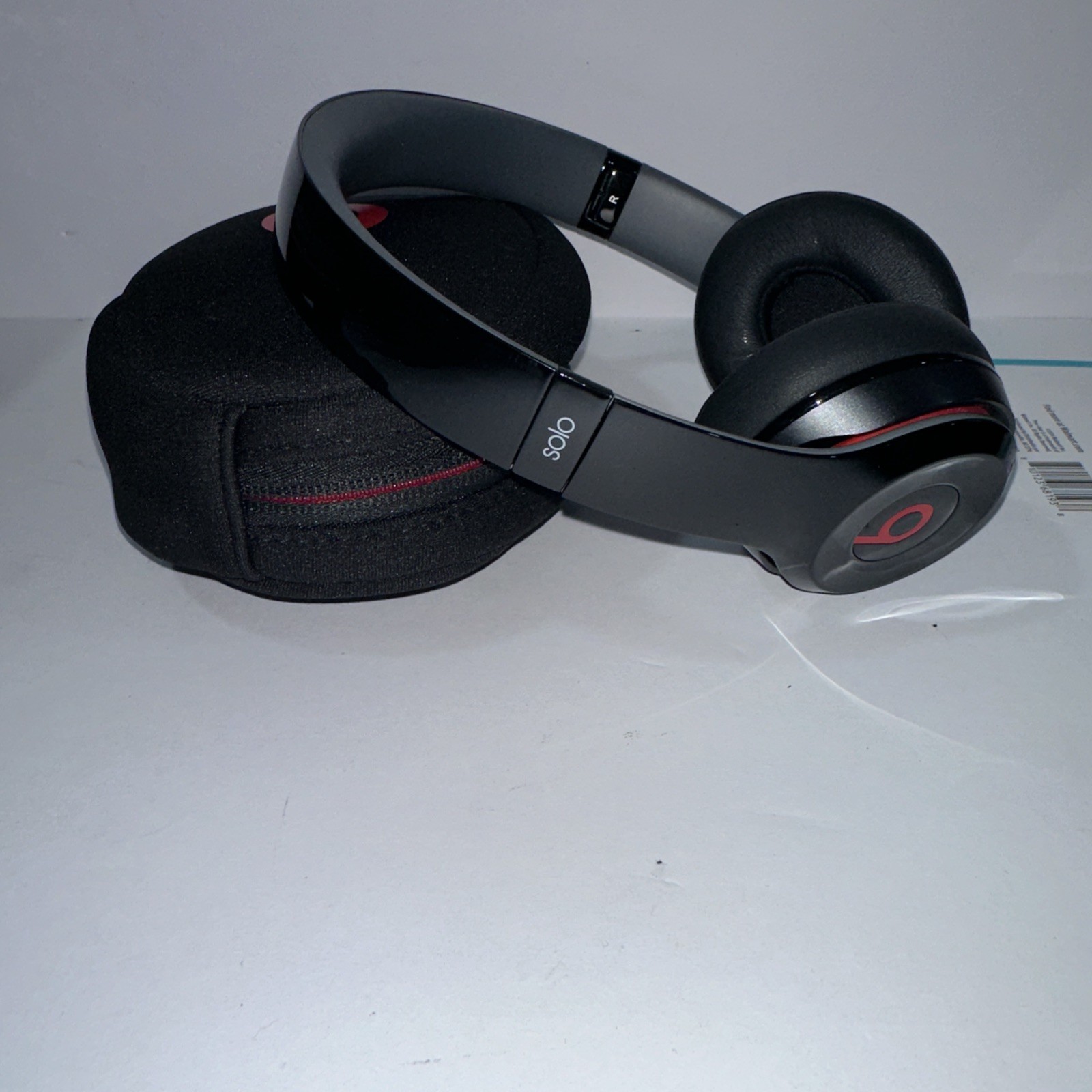 Beats by Dr. Dre Solo 2 Wired Headphones – Black Open Box brand new