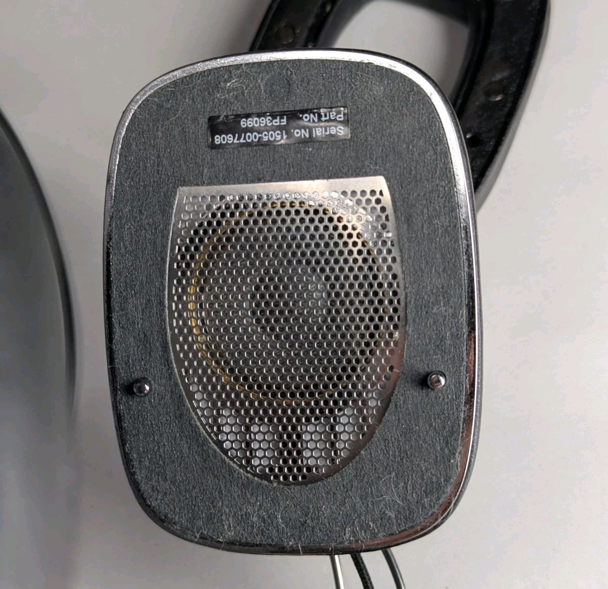 Bowers & Wilkins Over-Ear Headphones Black 3.5mm (READ)