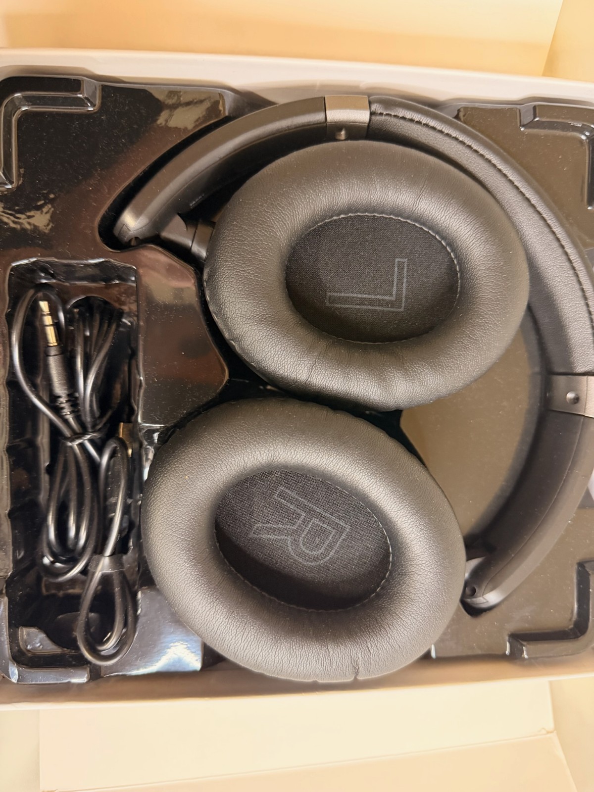 TAGRY H08 ANC Wireless Bluetooth Over Ear Headphones Black Noise Cancelling
