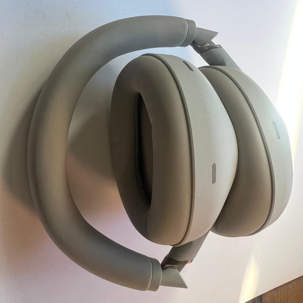 Certified Sony WH-1000XM6 Wireless Noise Cancelling Headphones Platinum Silver
