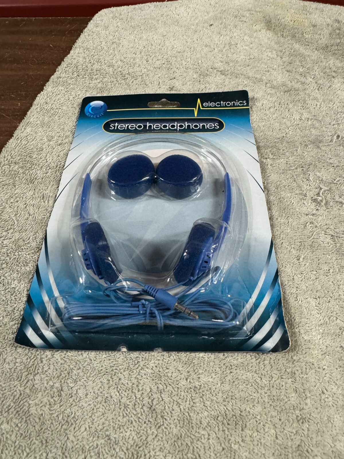 Greenbriar Electronics Stereo Headphones – NEW