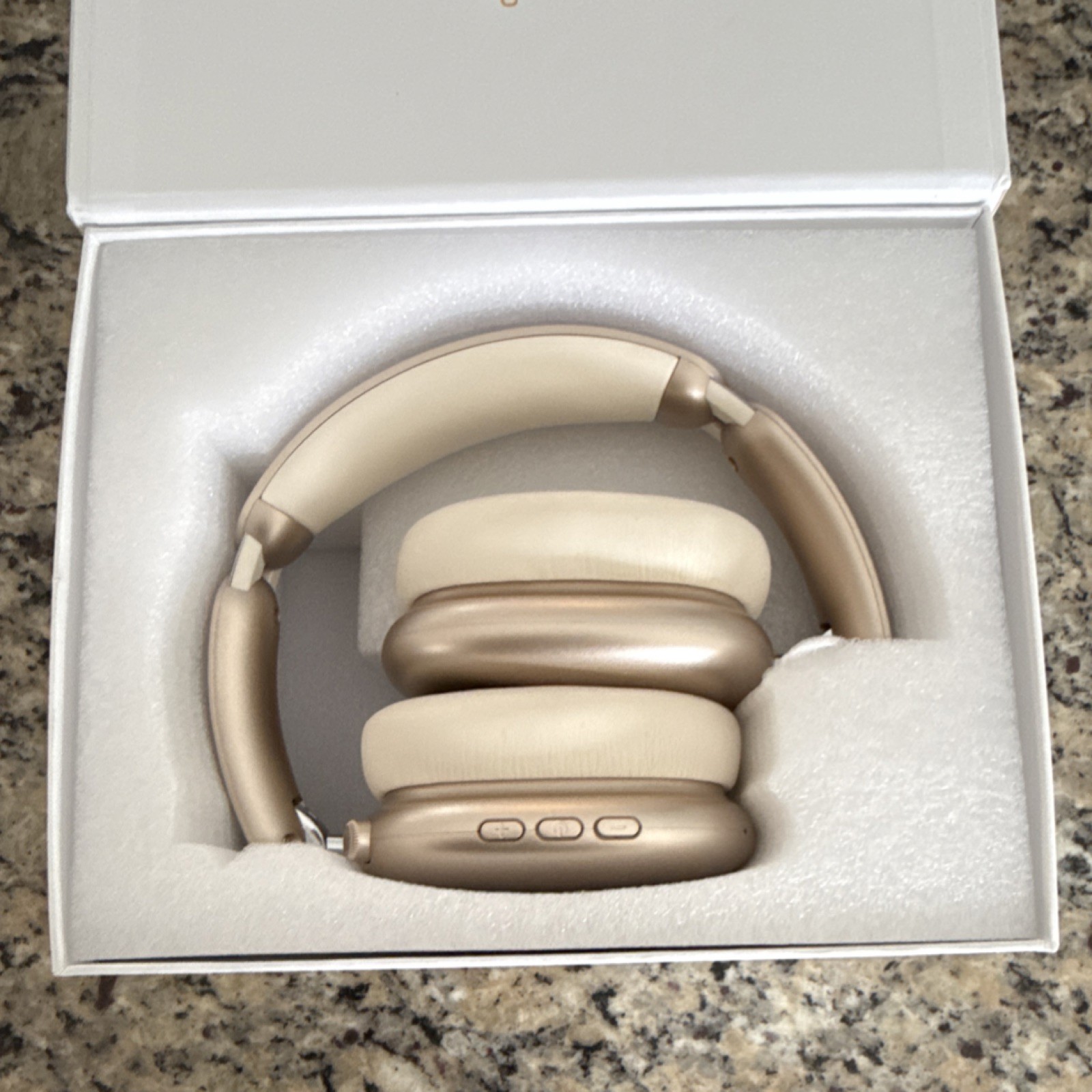 Y02 Hybrid ANC Over-Ear Headphones Hi-Res Audio Multi Point 5 EQ Beige Gold