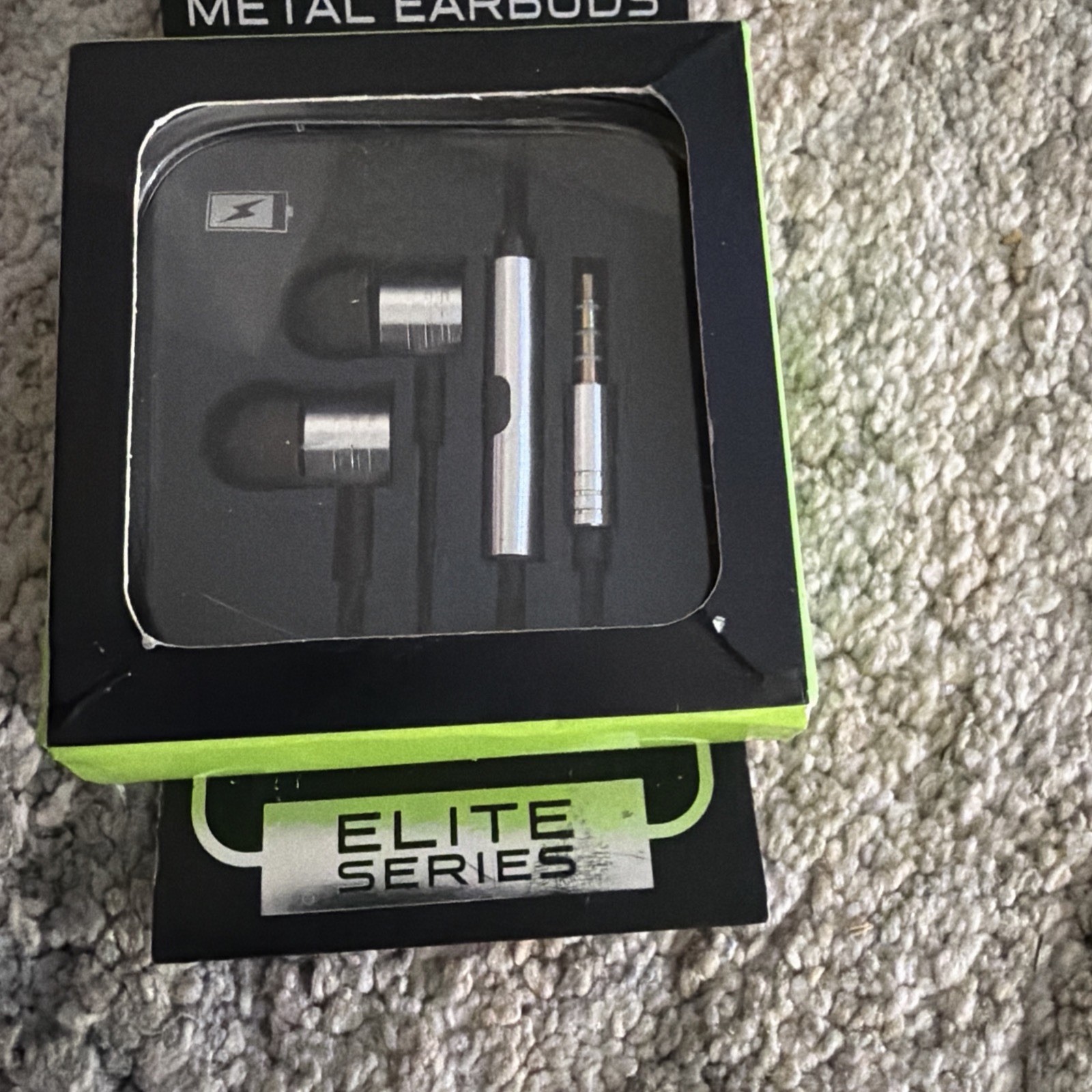 Gadget Gear Elite Series Metal In Ear Earbuds Black Mic Tangle Free Cord 3.5mm