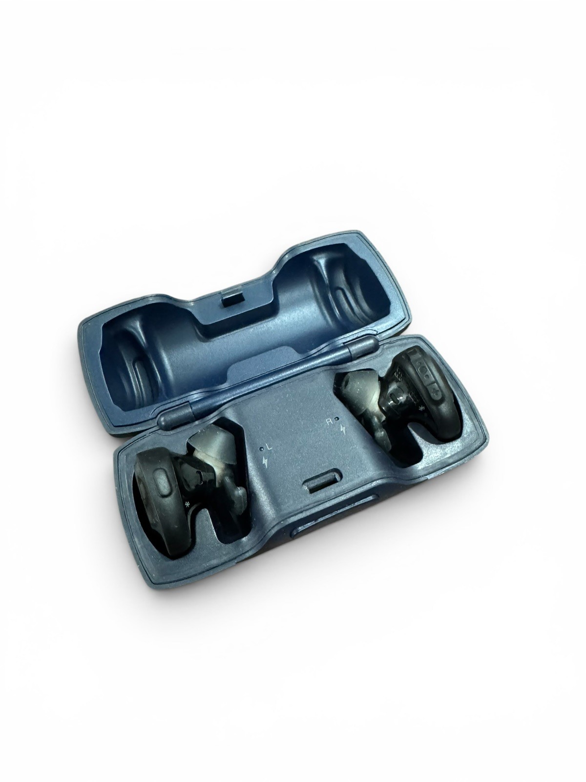 Bose SoundSport Free Wireless Headphones in Ear Earbuds with Charge Case Black