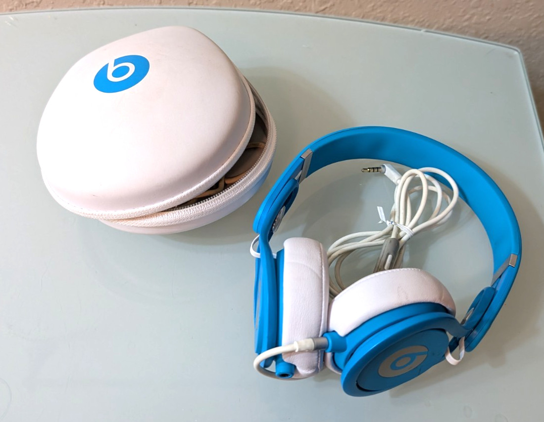 USED Working Beats Mixr Wired Headphones David Guetta Limited BLUE & Case READ