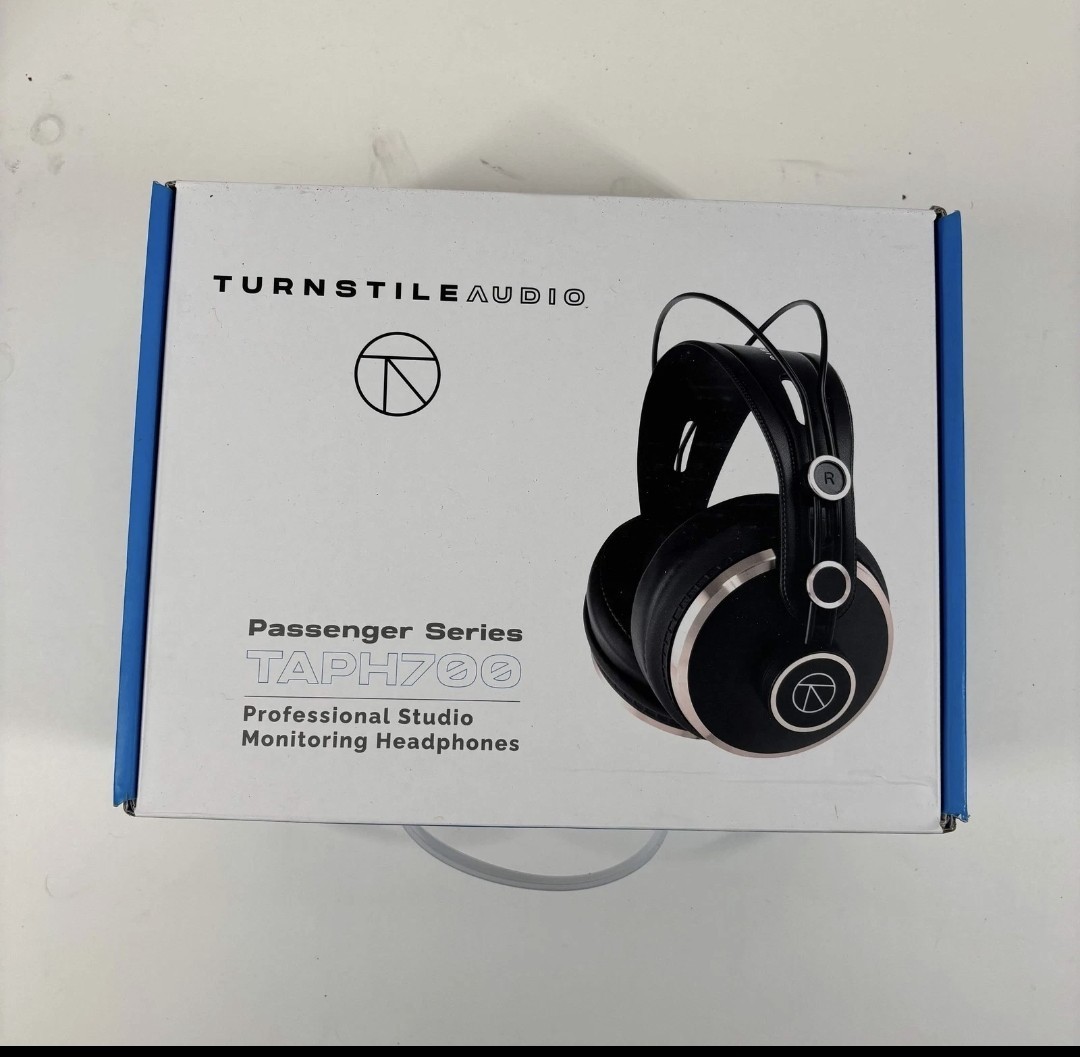 Turnstile Audio Passenger Headphones Monitoring for Podcasting Mixing Studio