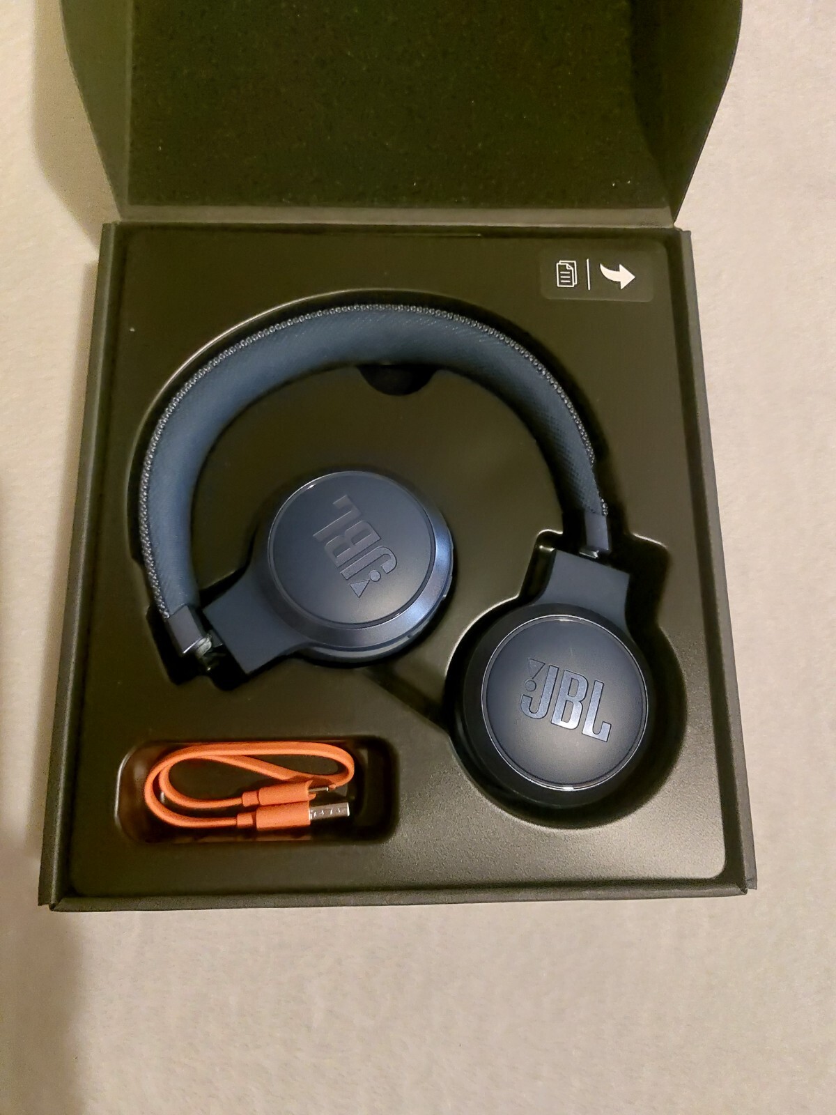 JBL Live460NC – Wireless Adaptive Noise Cancelling Voice Assist Headphones BLUE