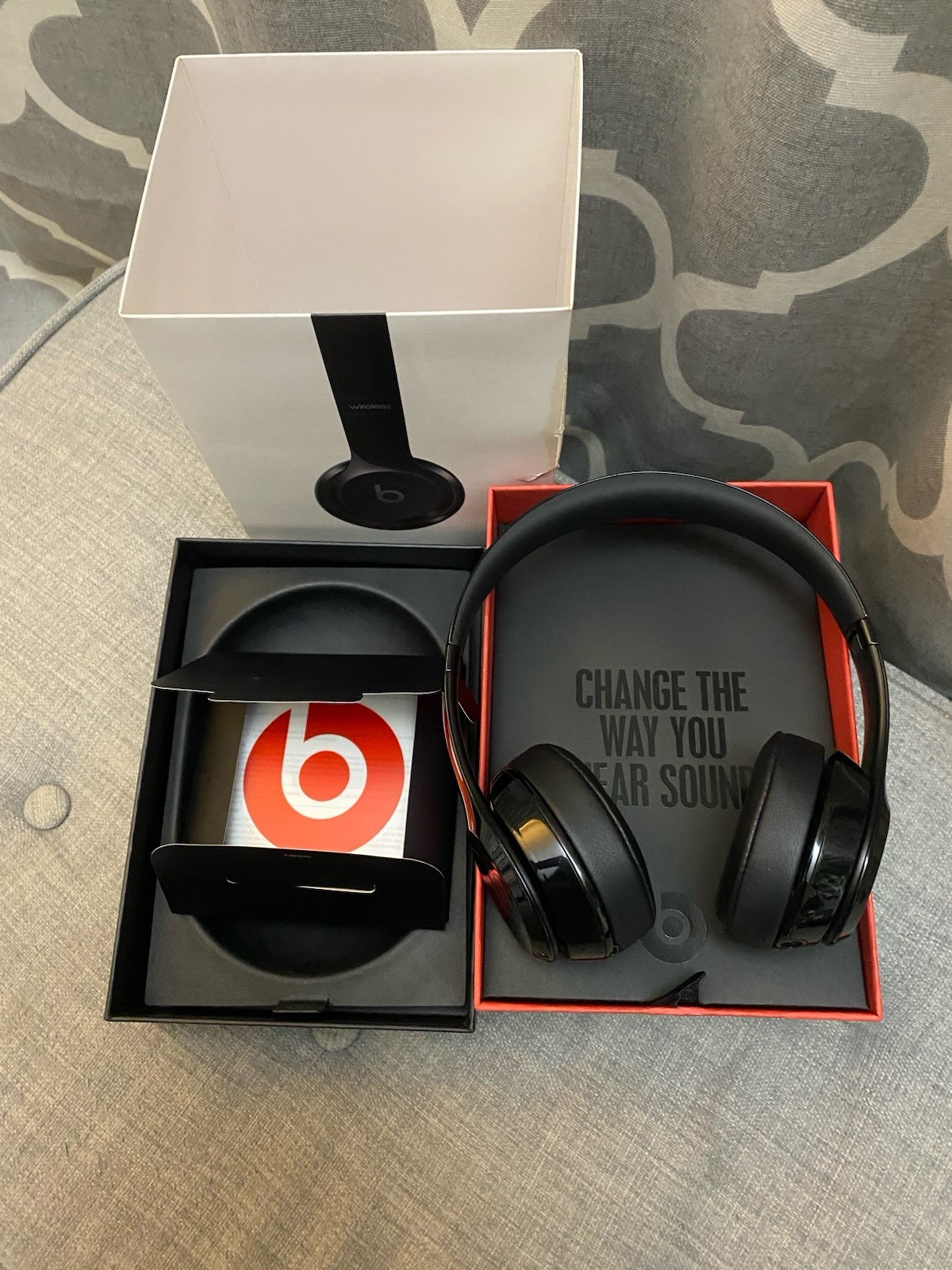 Beats by Dr. Dre Solo3 Over the Ear Headphone – Gloss Black
