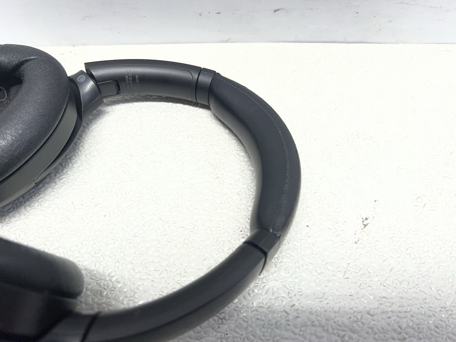 Sony WH-1000XM4/B Wireless Active Noise Canceling Bluetooth Headphones – Black –