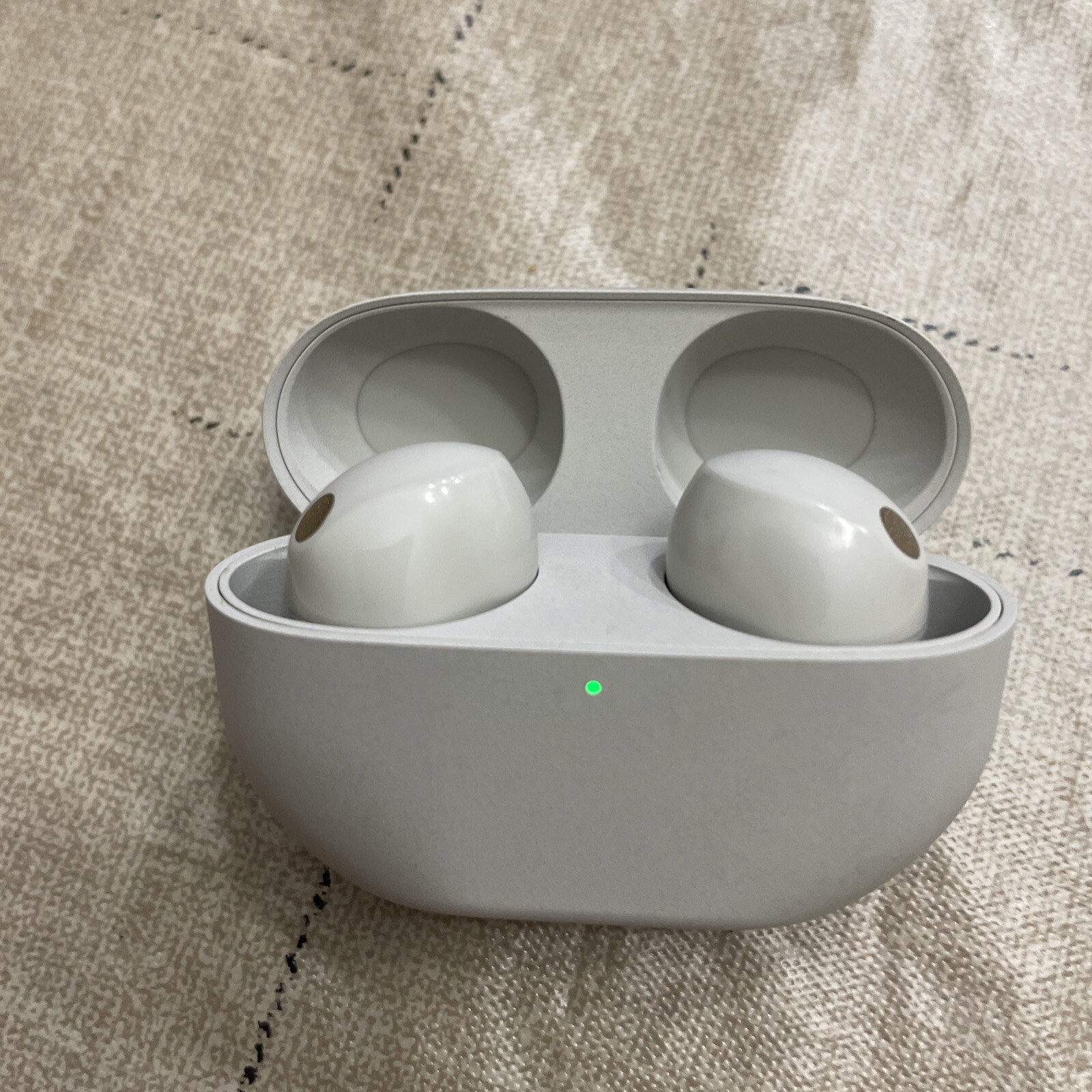 Sony WF-1000XM5 Noise Canceling Truly Wireless Bluetooth Earbuds – Silver