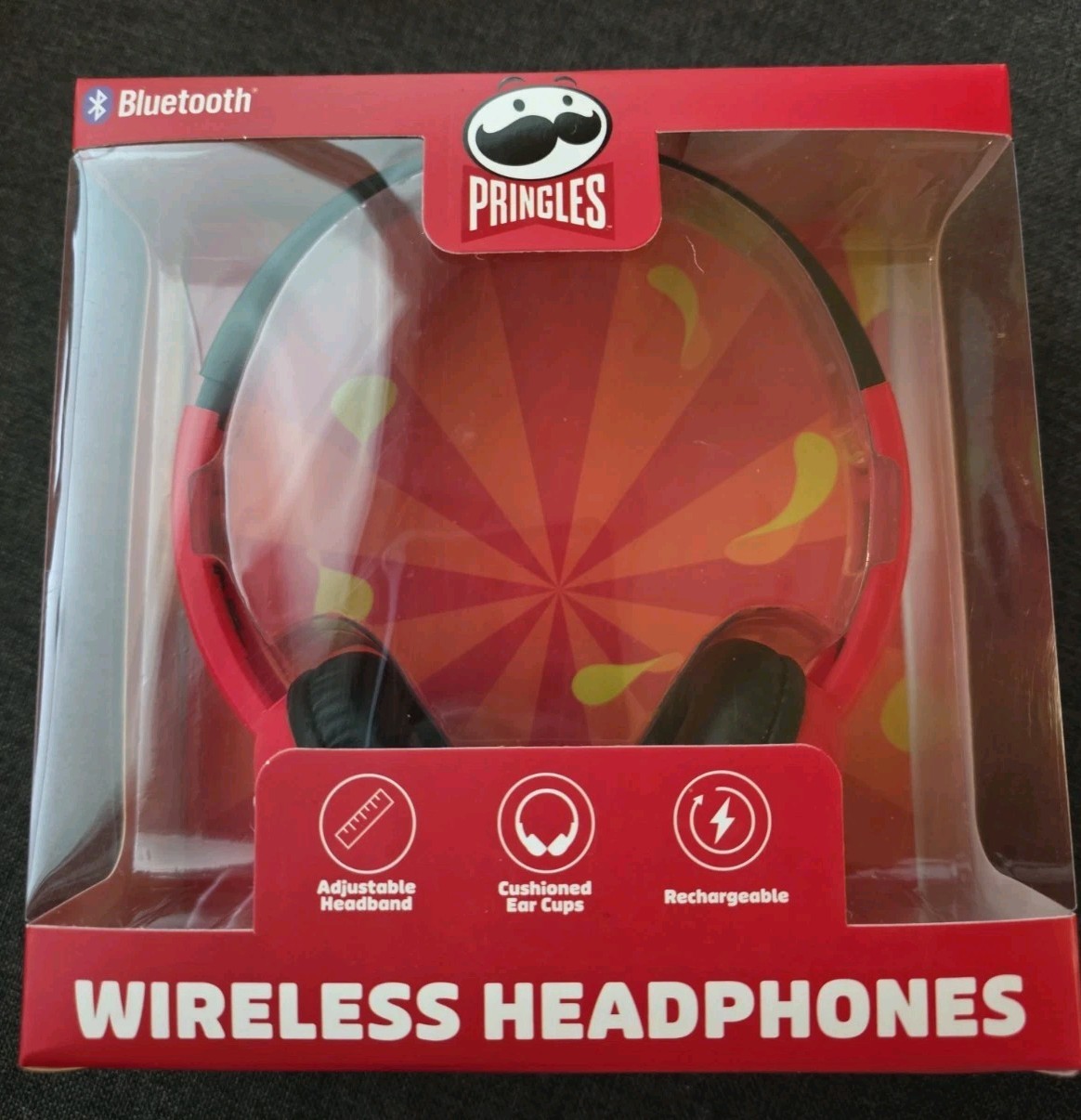 Pringles Wireless Headphones Bluetooth Rechargeable Cushioned Cup Red Black