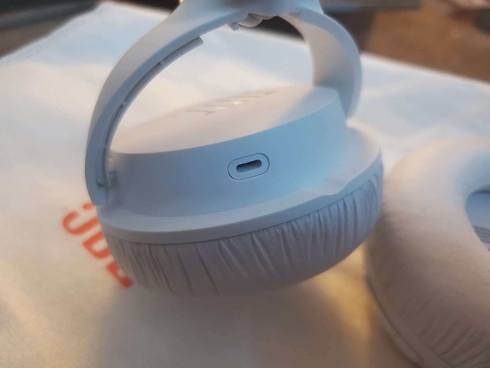JBL Tune 670NC On Ear Wireless Headphones
