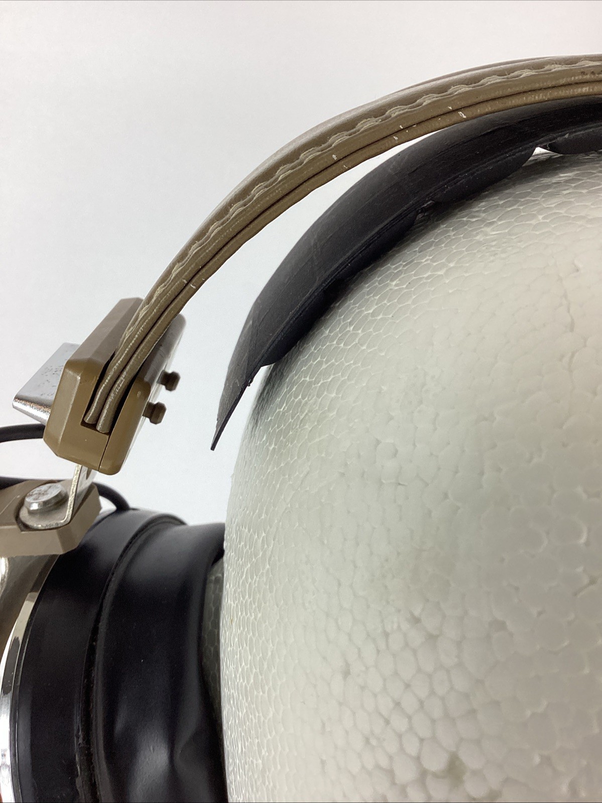 Vintage Koss PRO4AAA Professional Headphones Wired 1970’s Working
