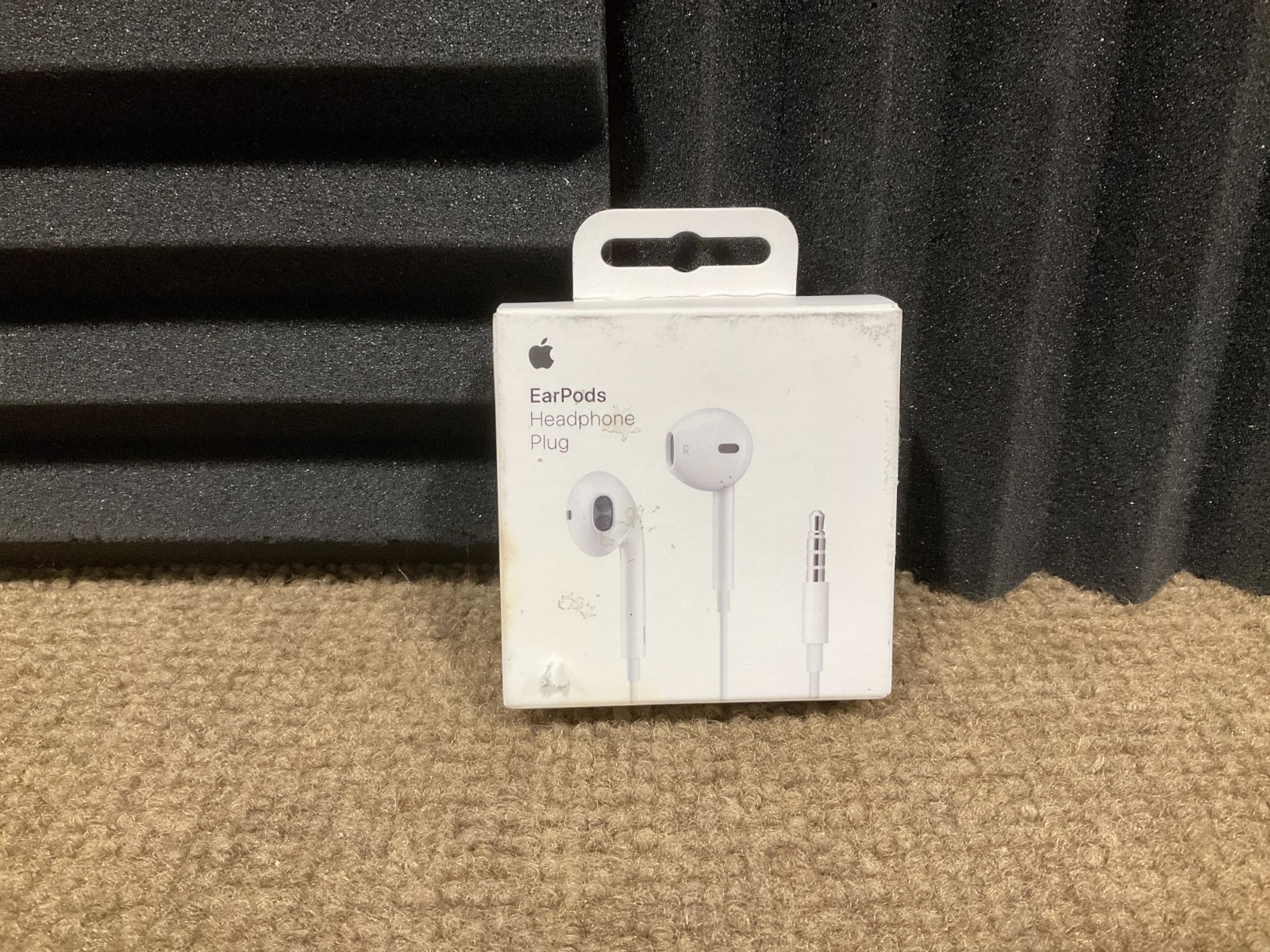 Apple EarPods with 3.5mm Plug MWU53AM/A ?❤️?❤️ NEW OPEN BOX! ?❤️?❤️