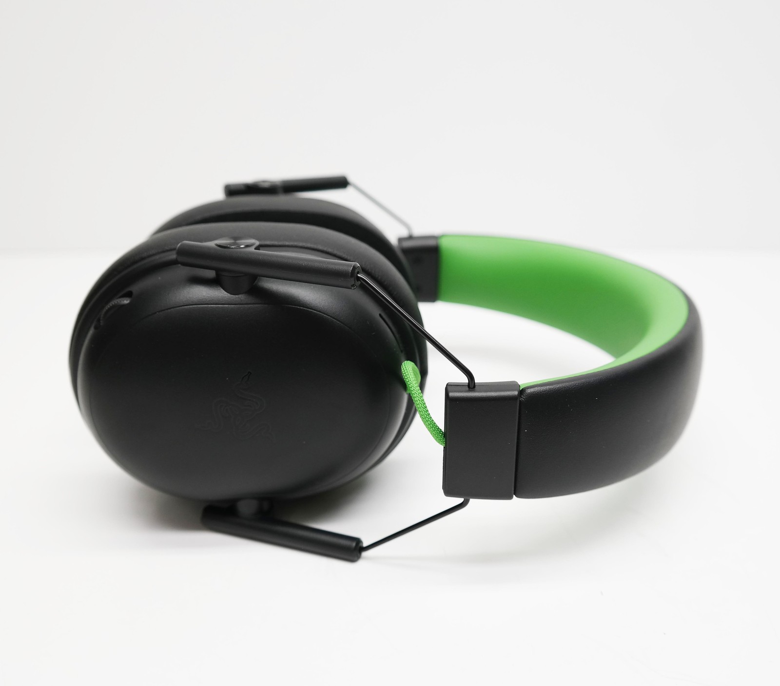 Razer BlackShark V3 X HyperSpeed Wireless Gaming Headset for Xbox NO DONGLE