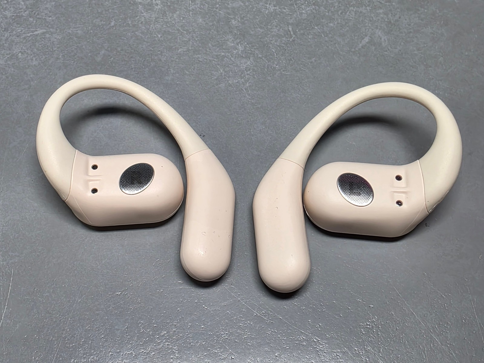 Vnilrgle T15 Open Ear Earhook Wireless Bluetooth Earbuds in Beige New