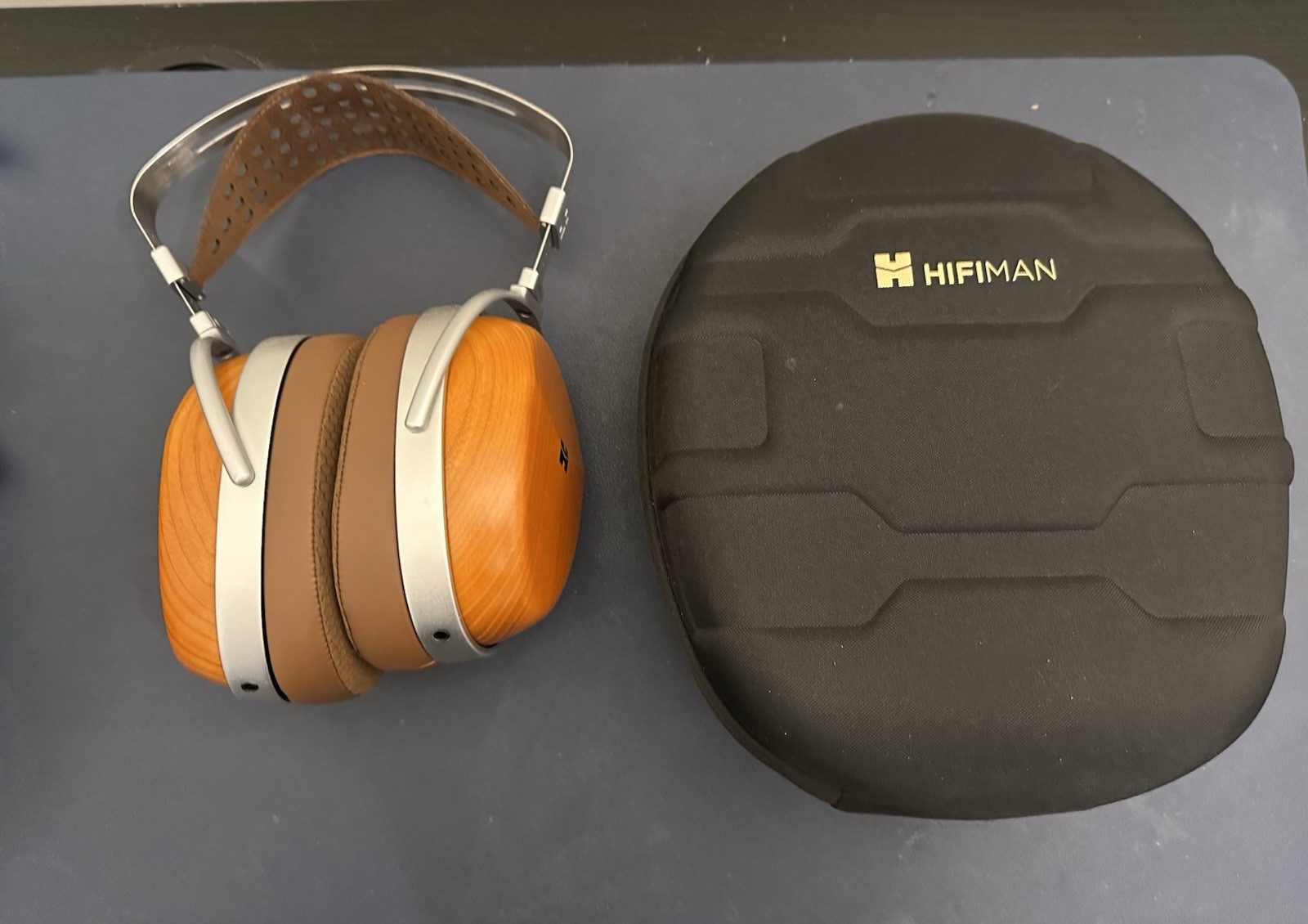 HIFIMAN Audivina Over Ear Headphones