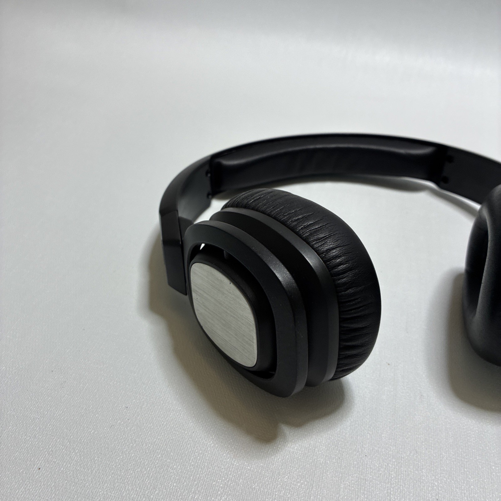 JBL J55 Headband Headphones – Black