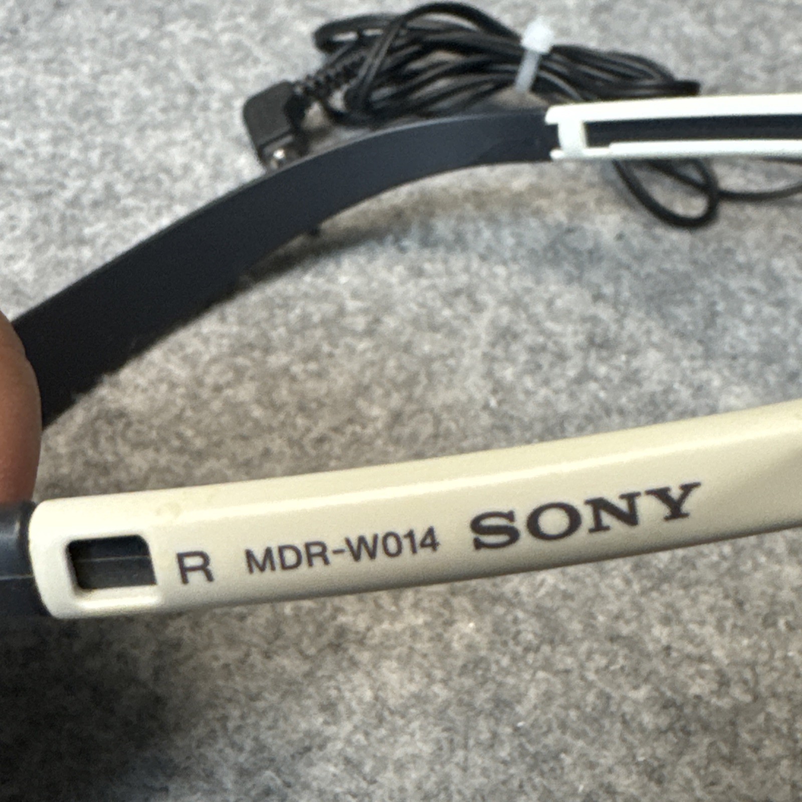 Sony Sports Walkman Headphones MDR-W014 White Orange In-Ear 3.5mm Jack