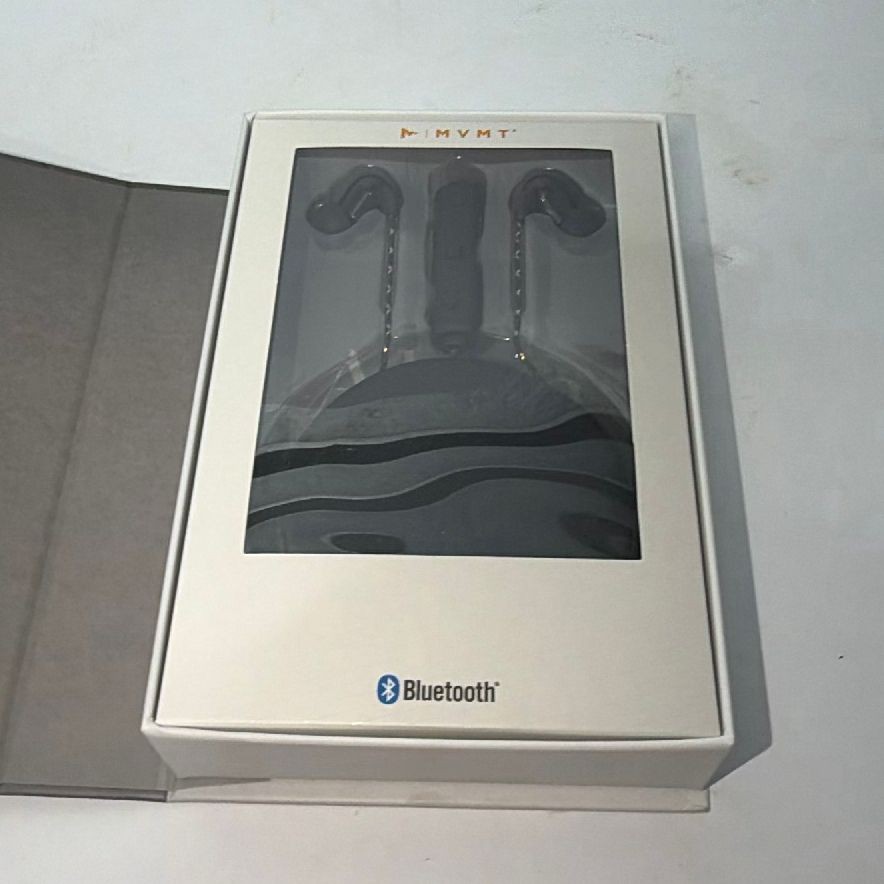 MVMT Alton EB5431-BKZ Bluetooth Earbuds Black – New w/ Carrying Case