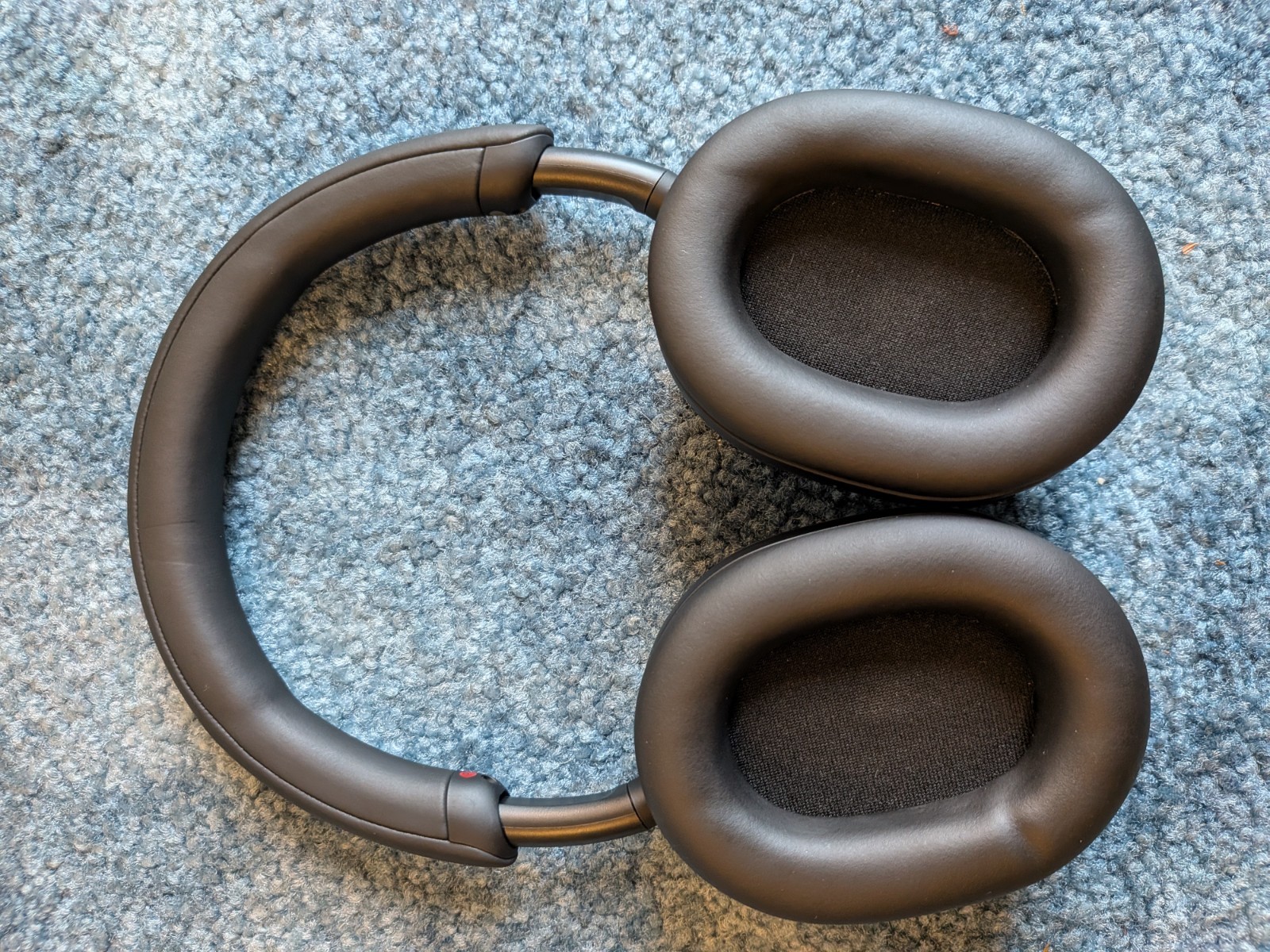 Sony WH-1000XM5/B Wireless Noise Canceling Over-Ear Headphones – Black