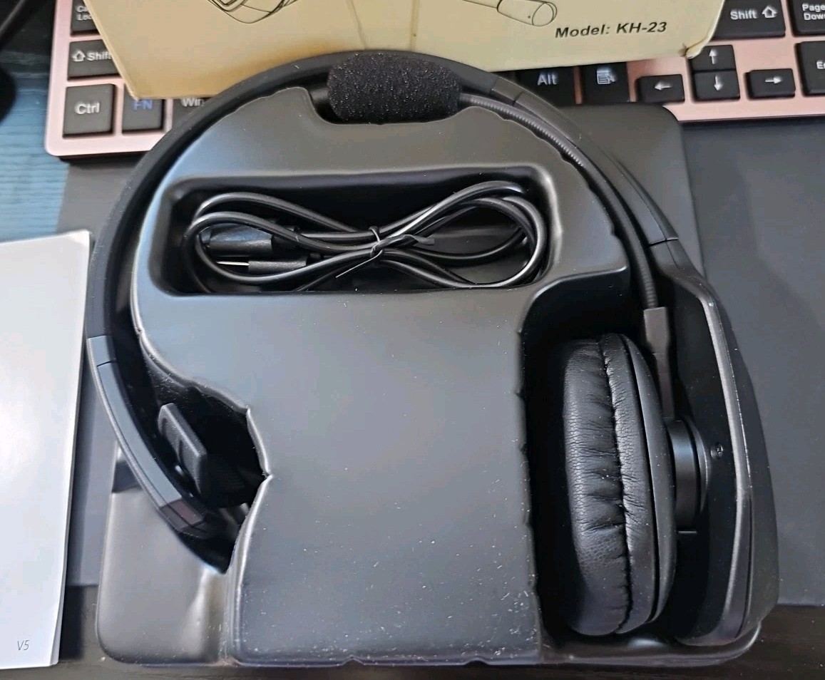 Trucker Bluetooth V5.2 Wireless Headset With Noise Cancelling Mic Phones KH-23