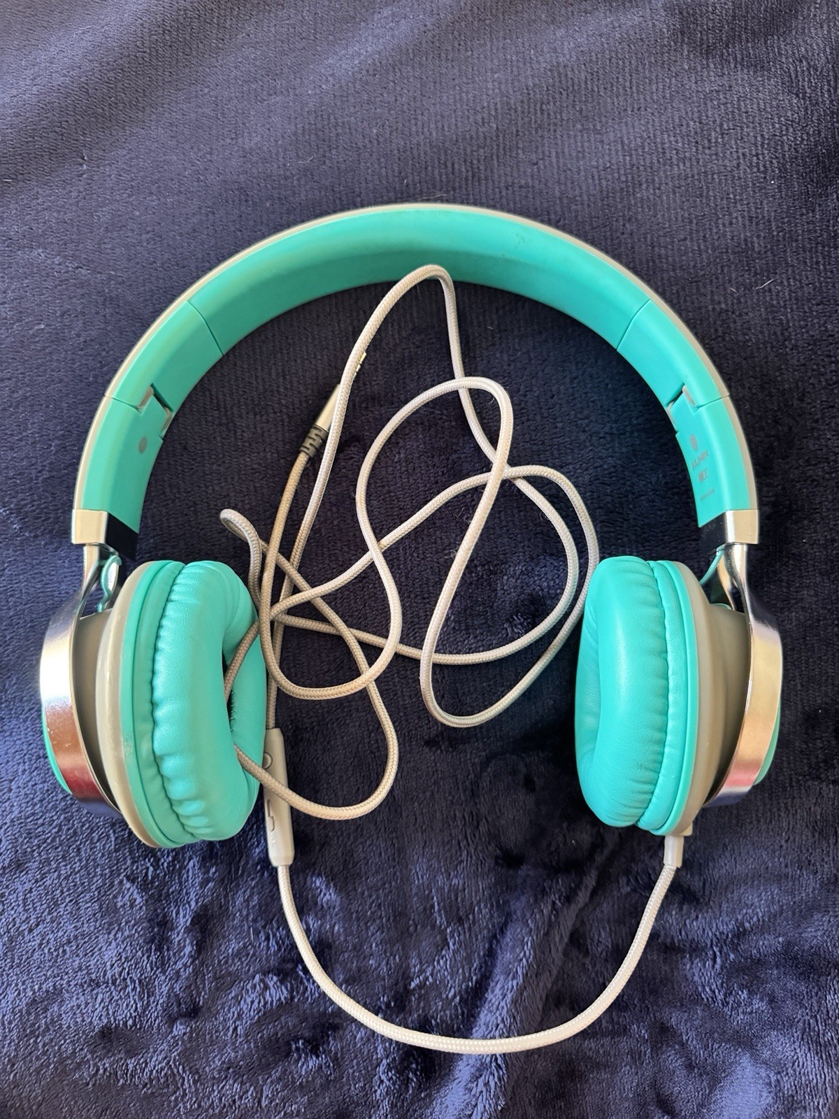 Adjustable Teal Blue Headphones For Kids & Adults. Used But In Good Condition