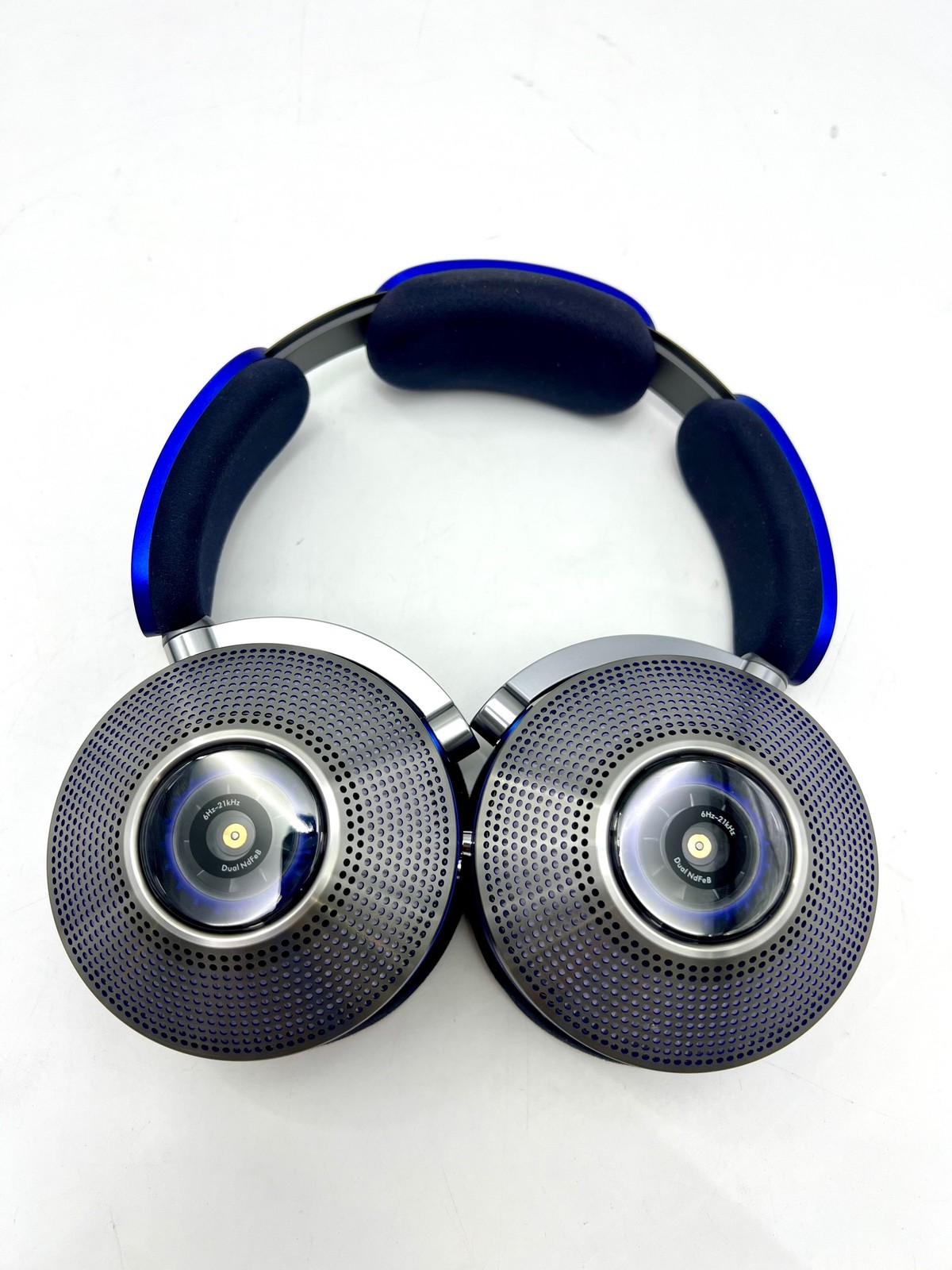 Dyson Zone noise-cancelling headphones WP01 – ULTRA BLUE – Scratch & Dent