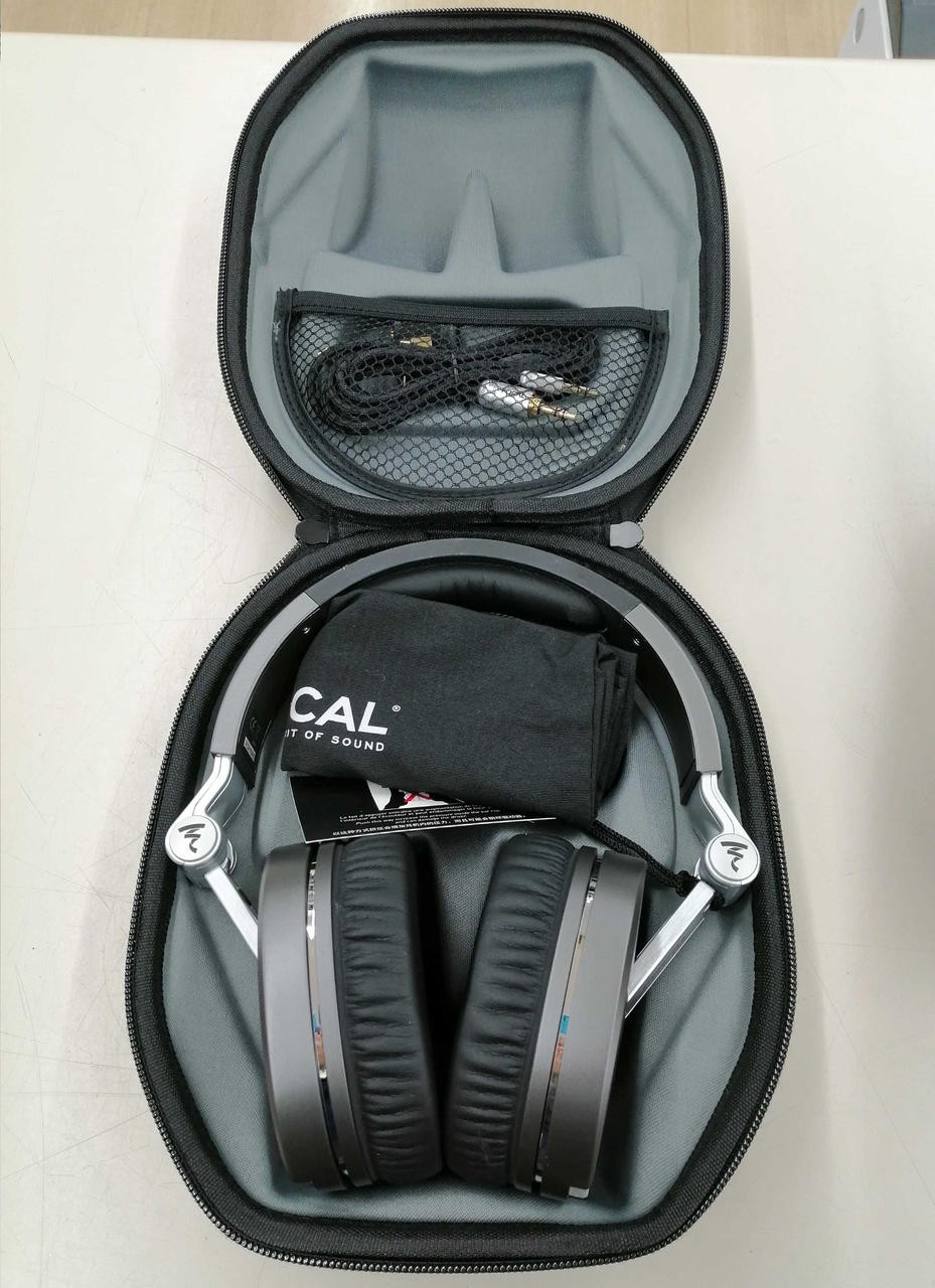 Focal Spirit One S Headphones Dynamic Audio 5Hz-22kHz Adjustable Band