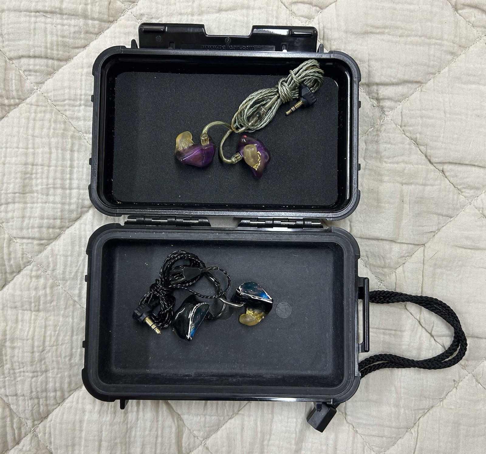 BO BICE UHF In-Ear Monitors 10mm Detachable Cable 3.5mm Black Hard Case