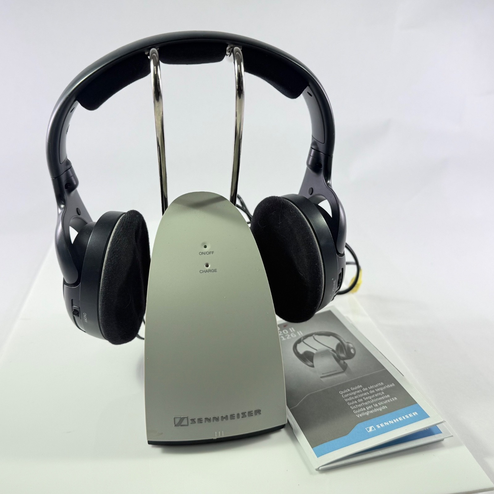 Sennheiser RS120 II Wireless RF Headphones TR120 Charging Base RCA Cable Works
