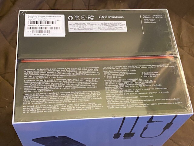 Beats by Dr. Dre Beats Solo3 Wireless On-Ear Headphones Gloss Black
