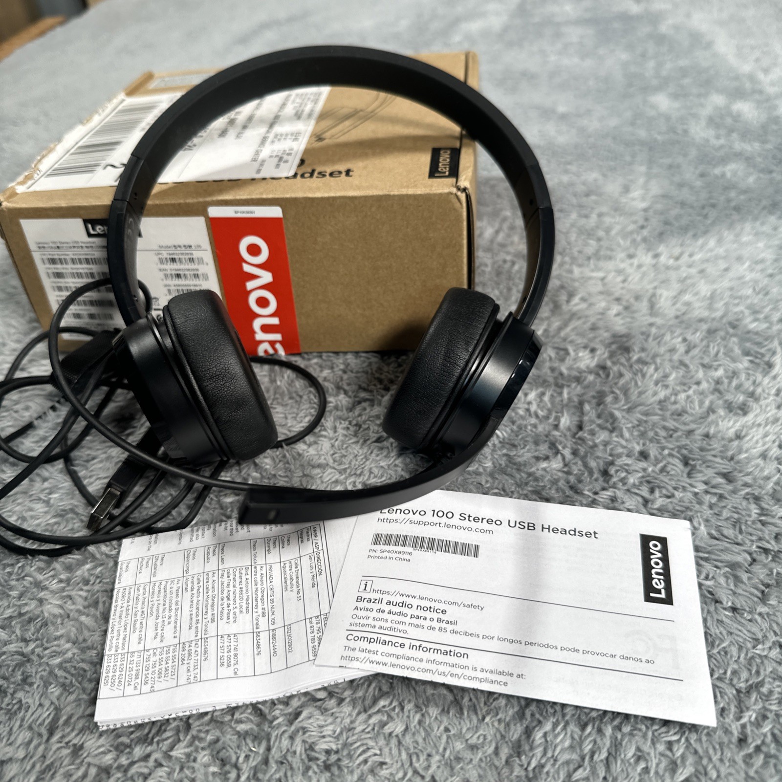 Lenovo 100 USB Headset Plug and Play with USB New Open Box Call Center Office