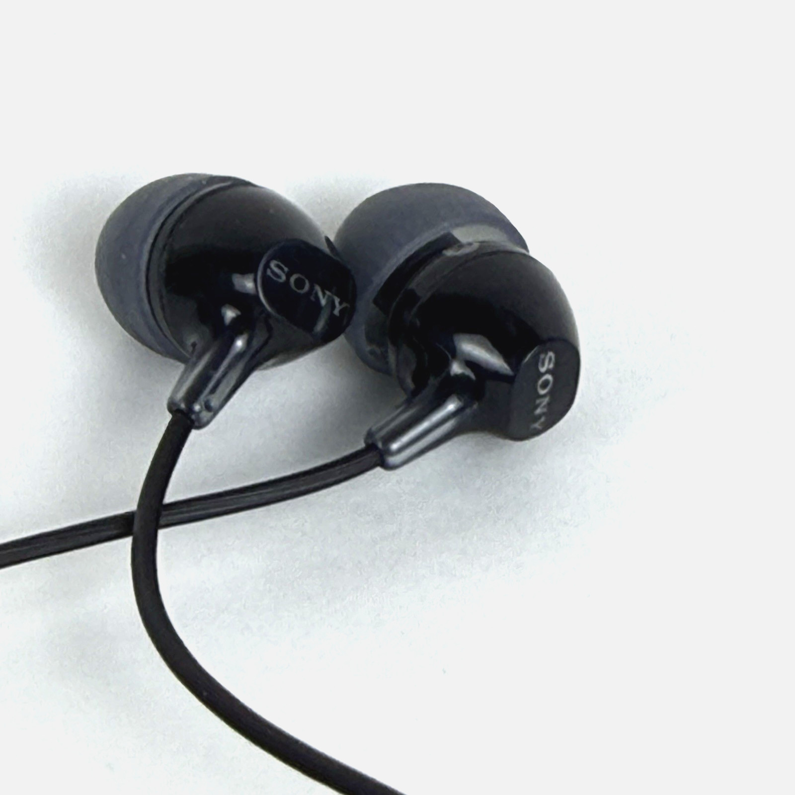 Sony MDR-EX14AP Wired Earbuds w/ Mic 3.5mm In-Ear Headphones Black– Open Box