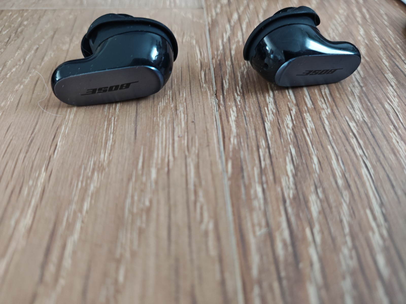 Bose QuietComfort Ultra Earbuds Noise-Cancelling Earbuds Black/Gray, **Tested**