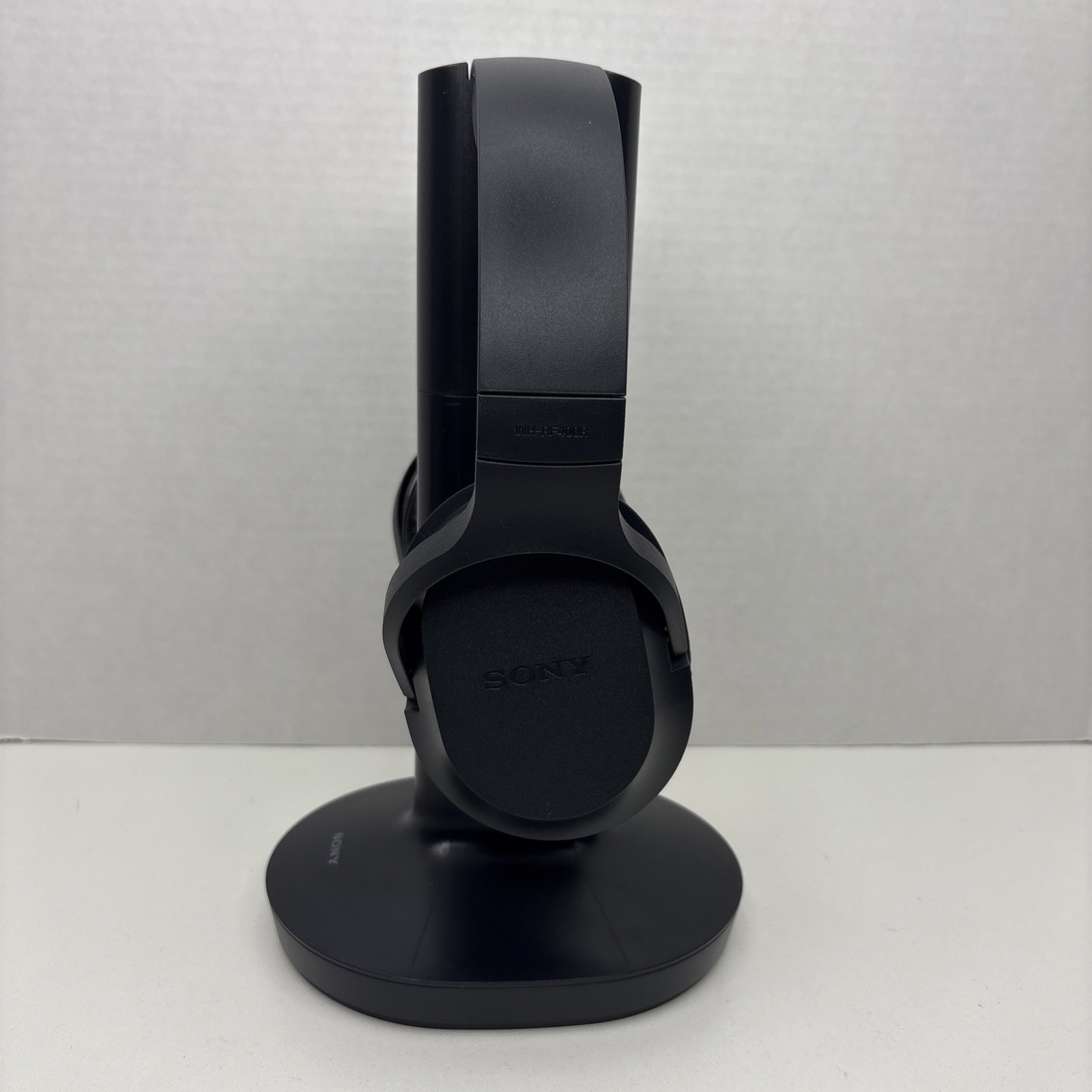 Sony WHRF400R Wireless Home Theater Headphones w/ Transmitter Charger Tested