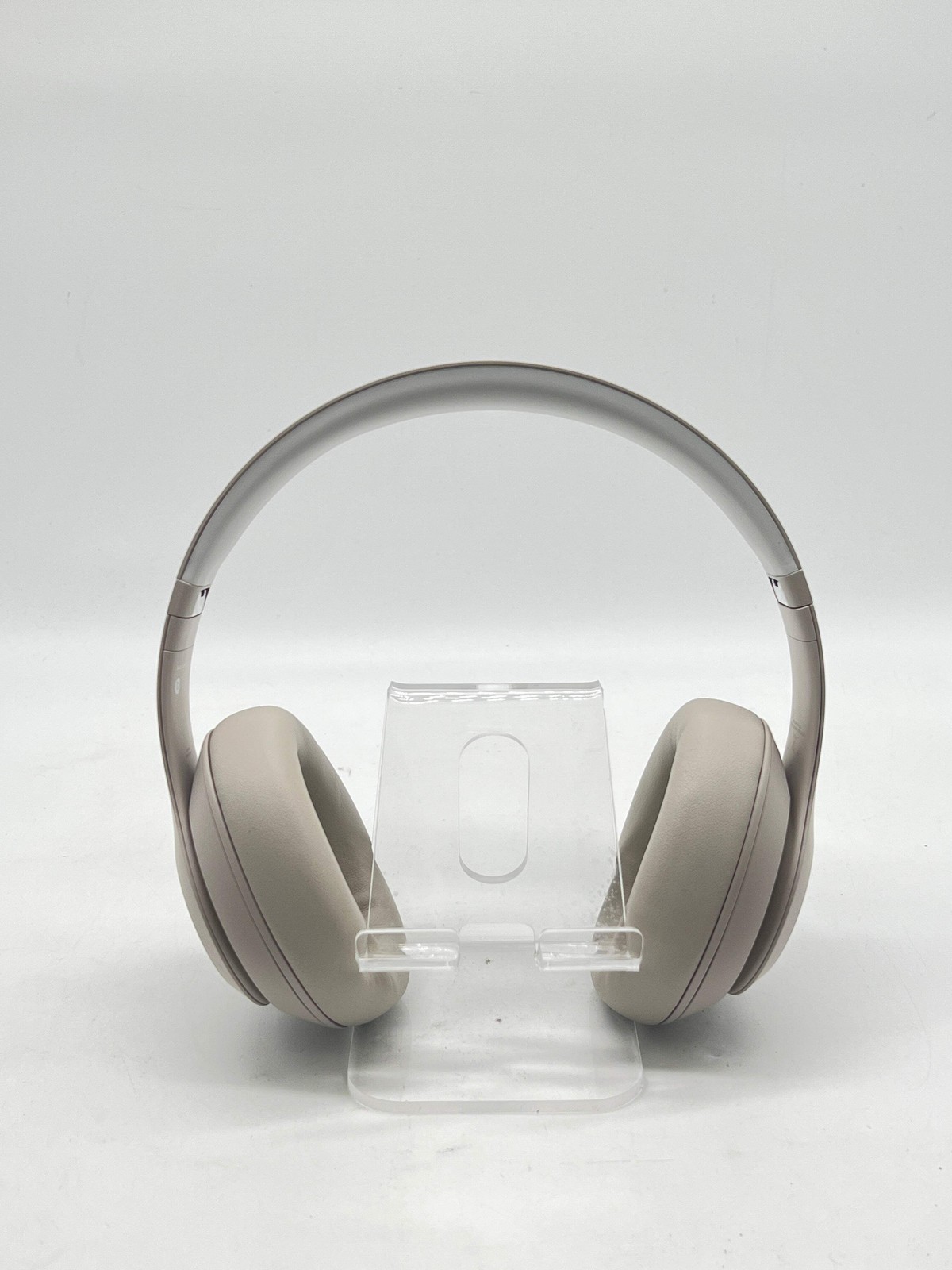 Beats Studio Pro Wireless Headphones – Sandstone MQTR3LL/A