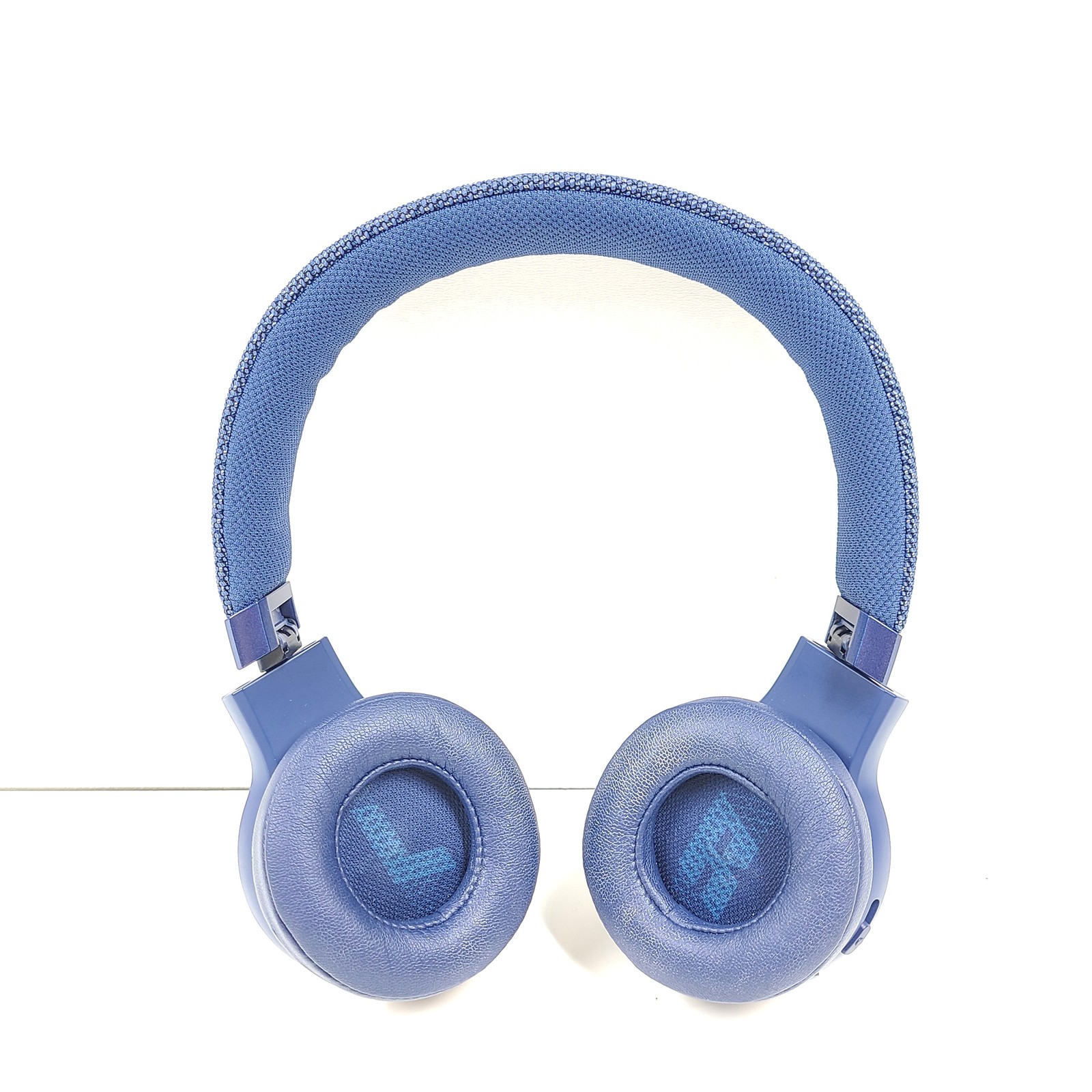 JBL Live 460NC Wireless On-Ear Noise Cancelling Headphones – Blue V1