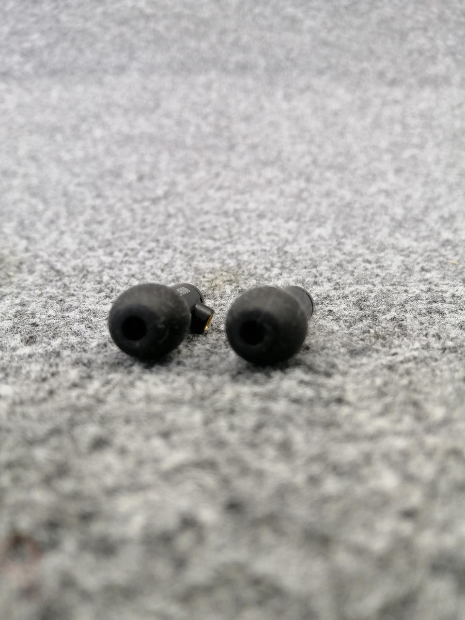 Final Audio E4000 High Resolution In-Ear Monitors IEM Earphones only