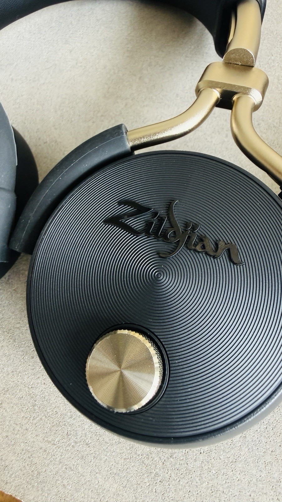 Zildjian Black & Gold Over-Ear Headphones 3.5mm USB-C with Case & Cables