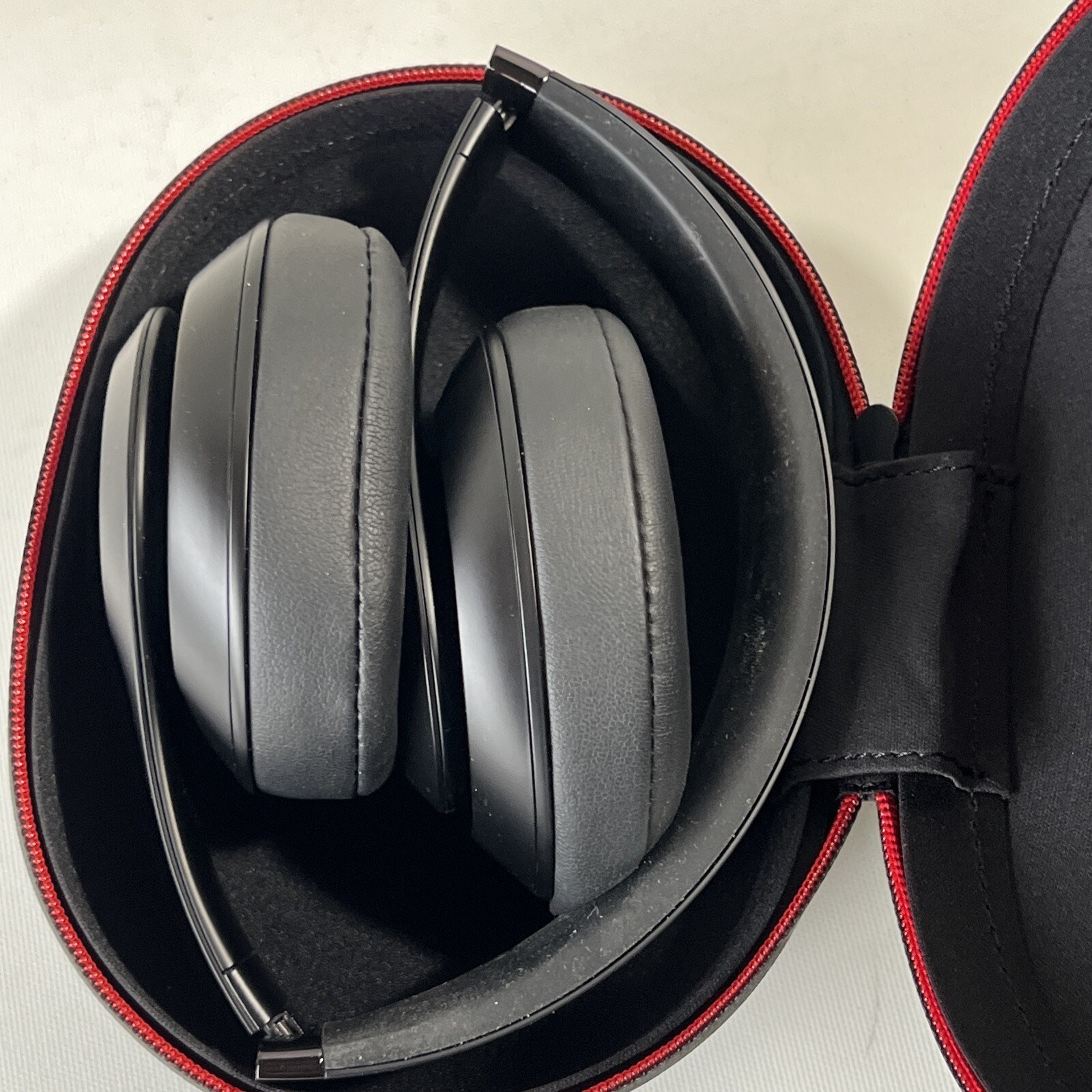 Beats by Dr. Dre Studio3 Over the Ear Wireless Headphones – Black