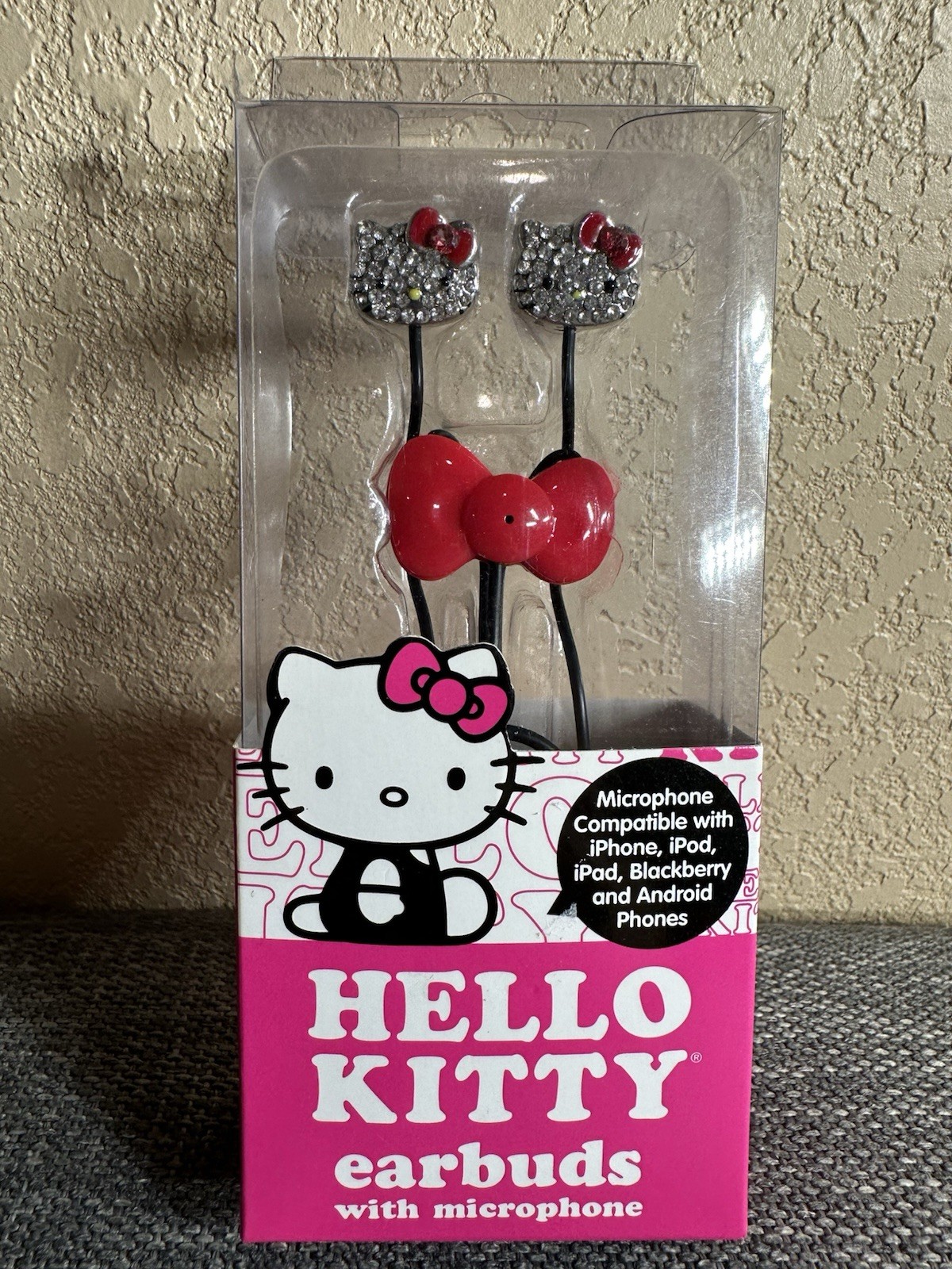 Hello Kitty By Sanrio Jeweled Earbuds NEW