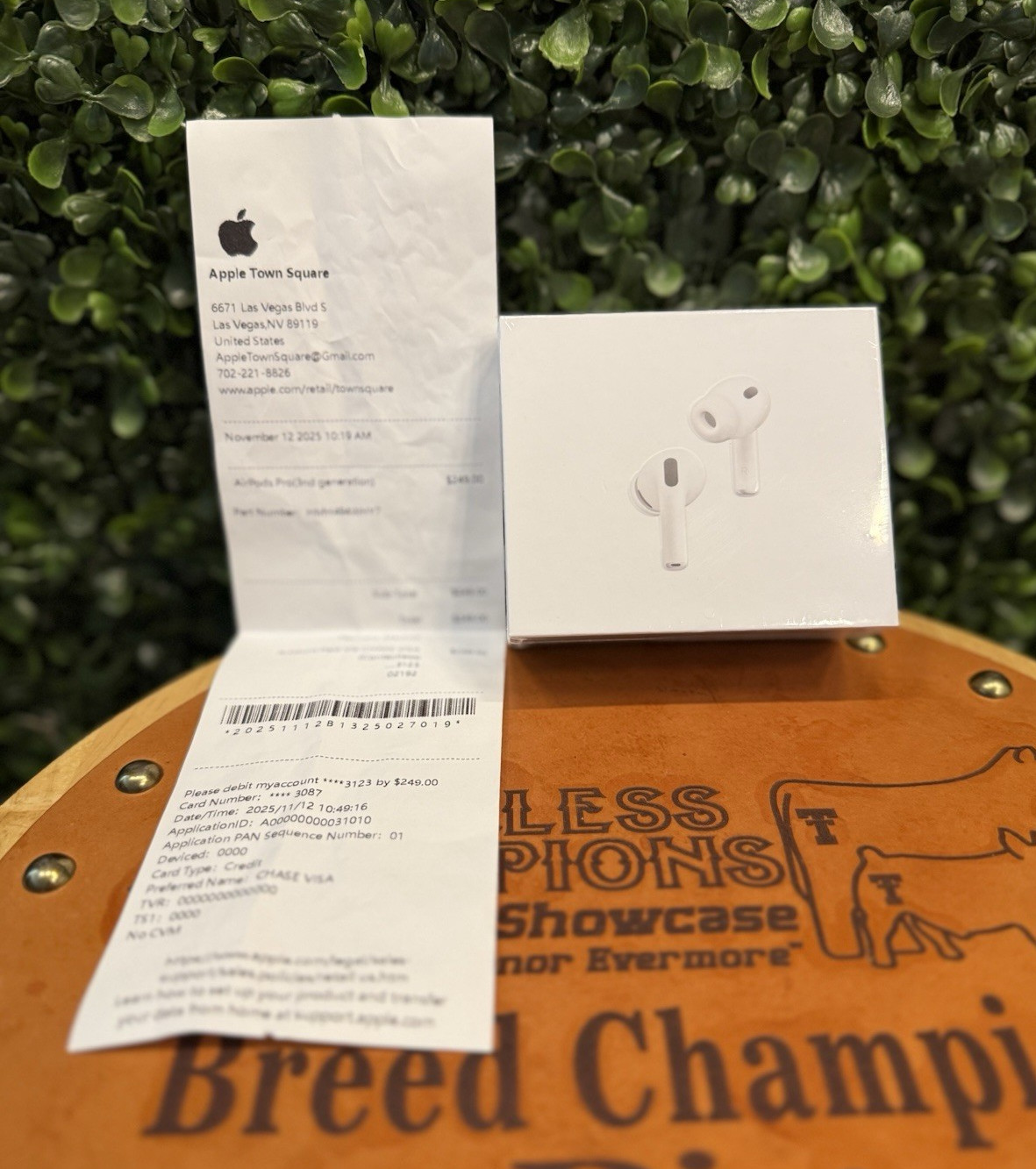 AirPod pro3s unopened with receipt fast free shipping ￼