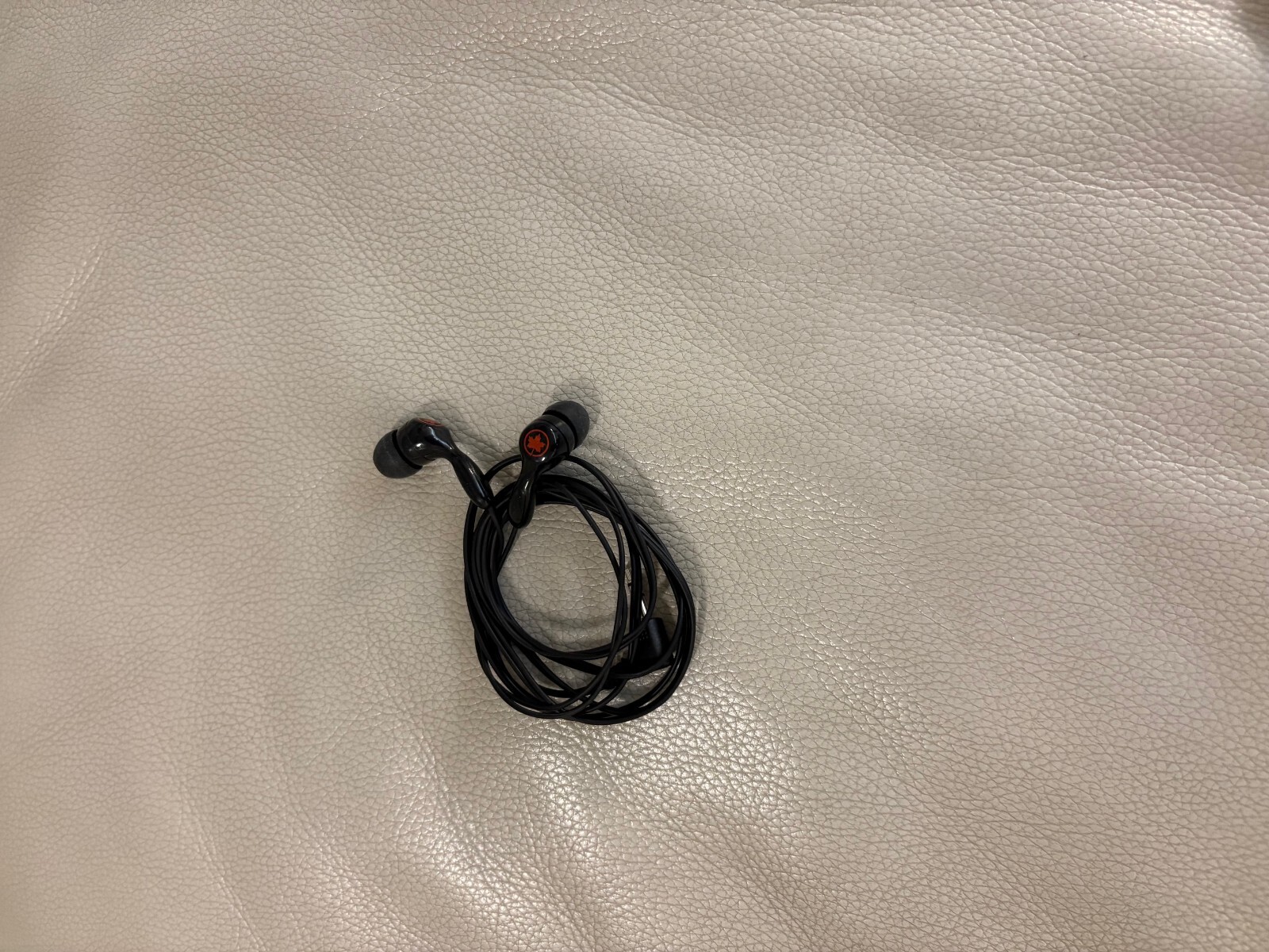 Air Canada Earphones Headphones Travel Listening Music New Sealed